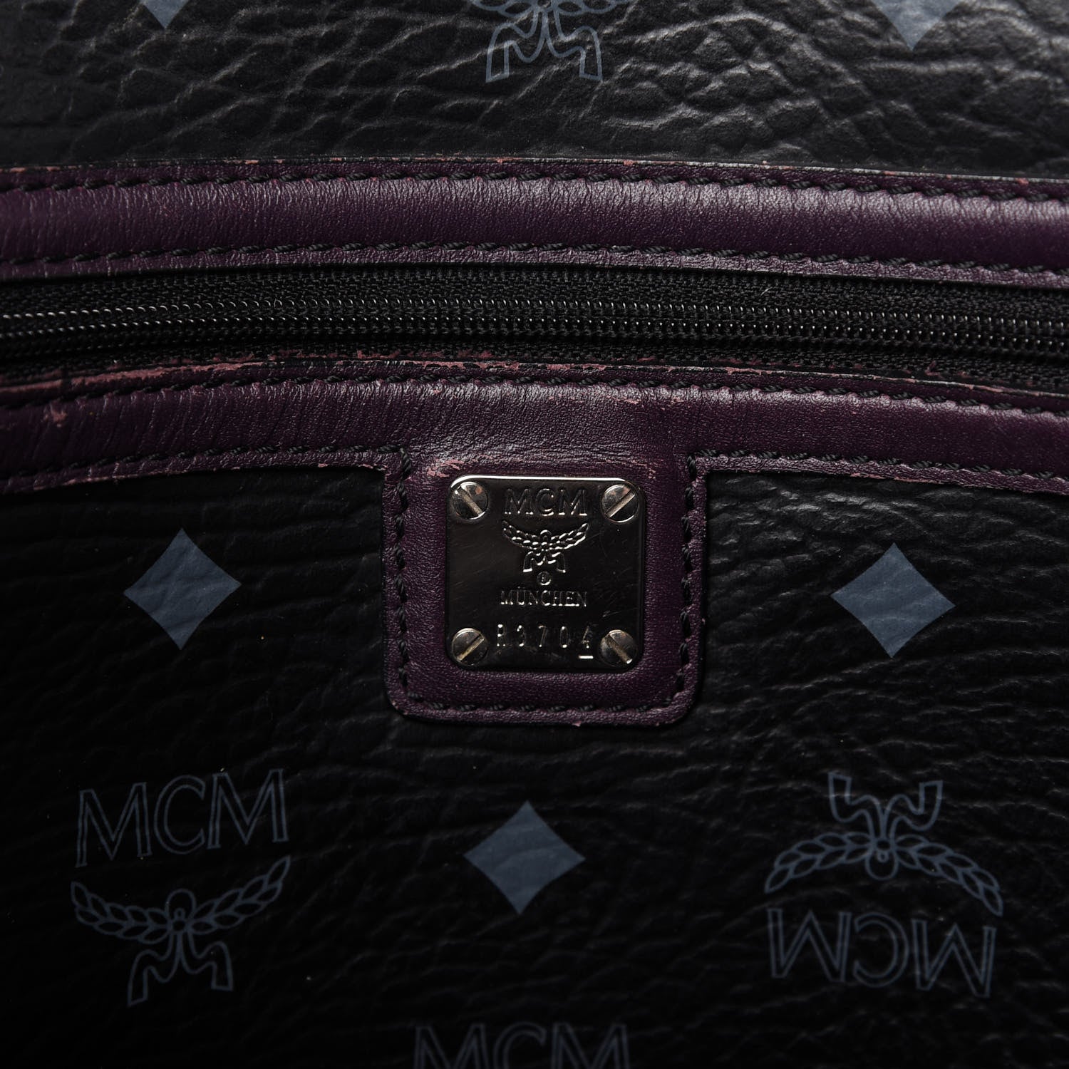 MCM Visetos Striped Munich Lion Tote Black 8 of 9