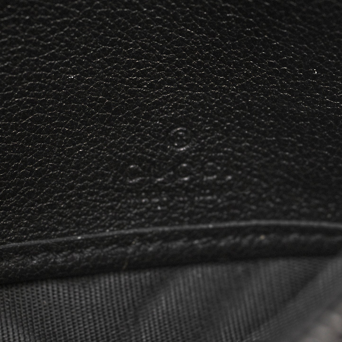 Wonka Grain Calfskin Diana Chain Wallet Black