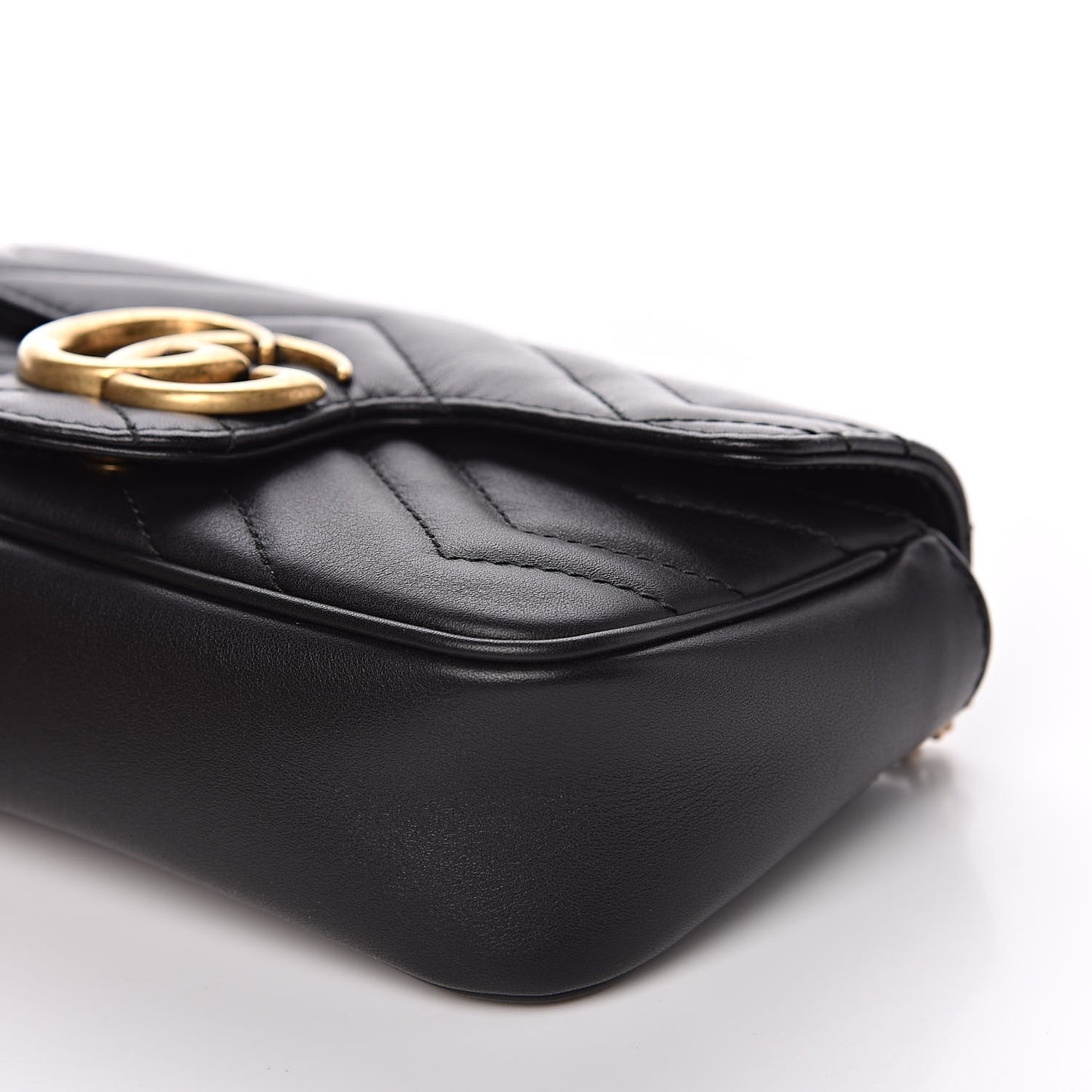 Calfskin Matelasse Super Mini GG Marmont Shoulder Bag Black