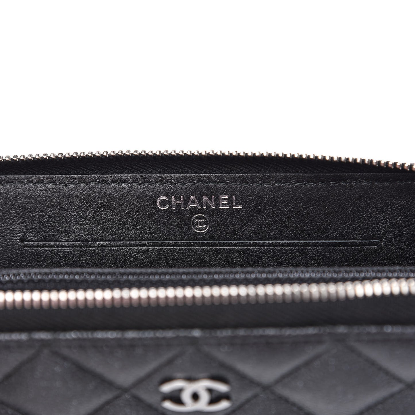 Iridescent Caviar Quilted Medium Zip Around Wallet Black