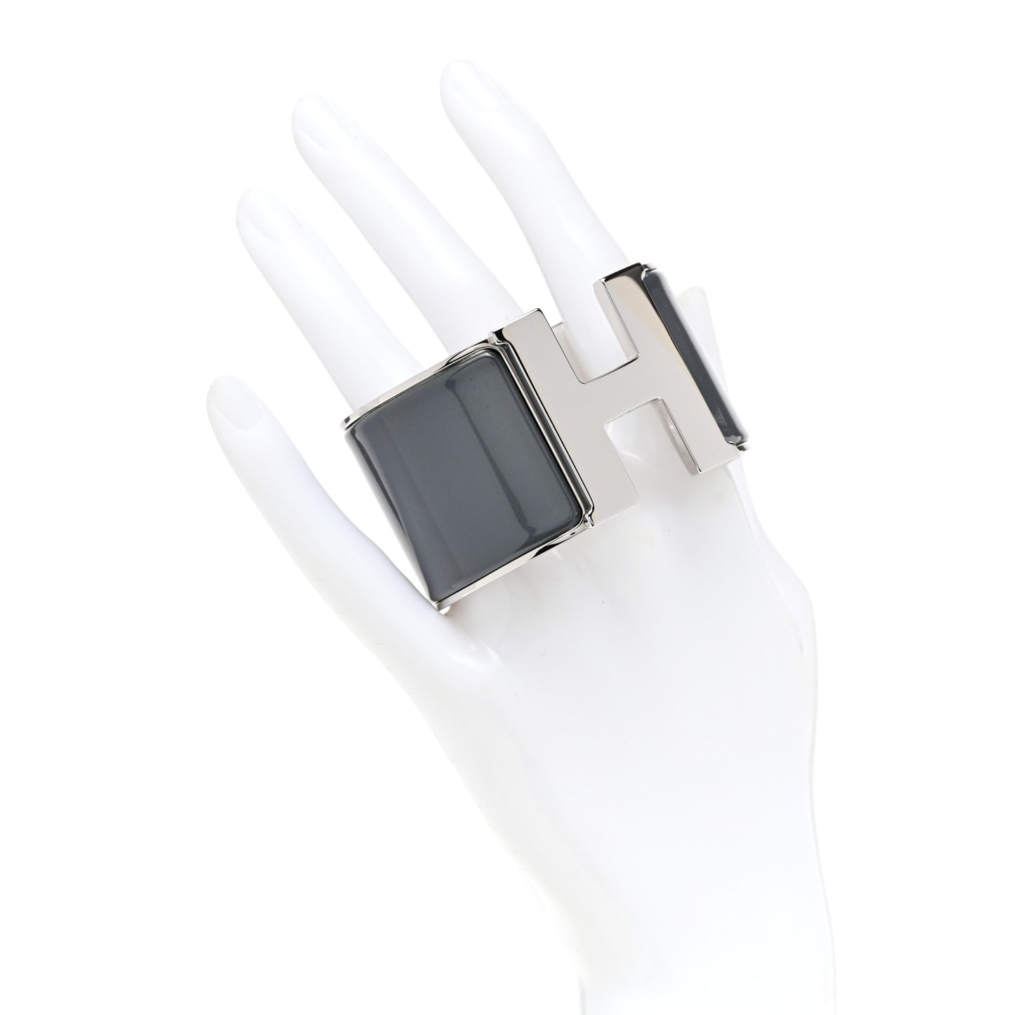 Enamel Extra Wide Clic Clac H Bracelet PM Gris Macadam