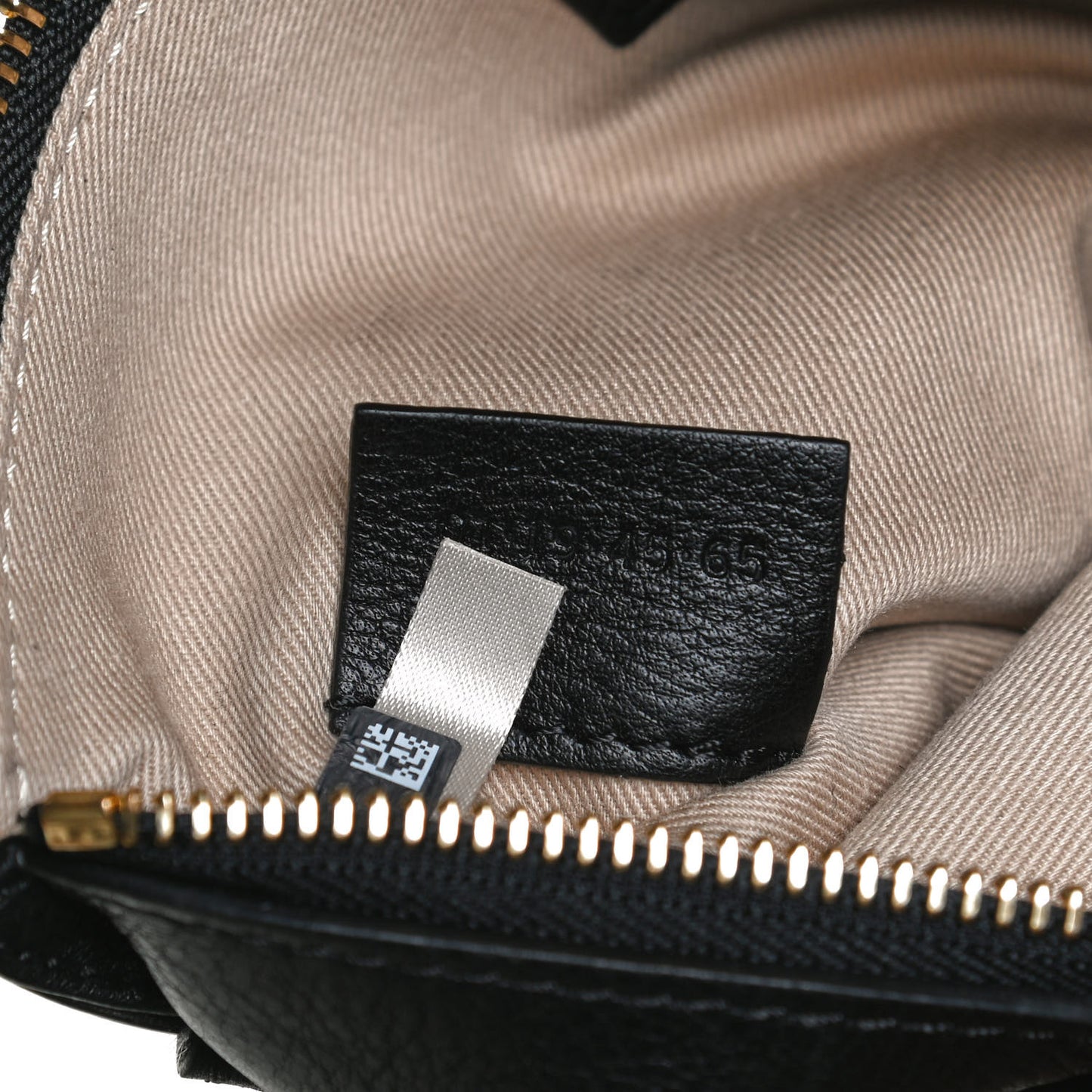 Smooth Calfskin Medium Vick Tote Black