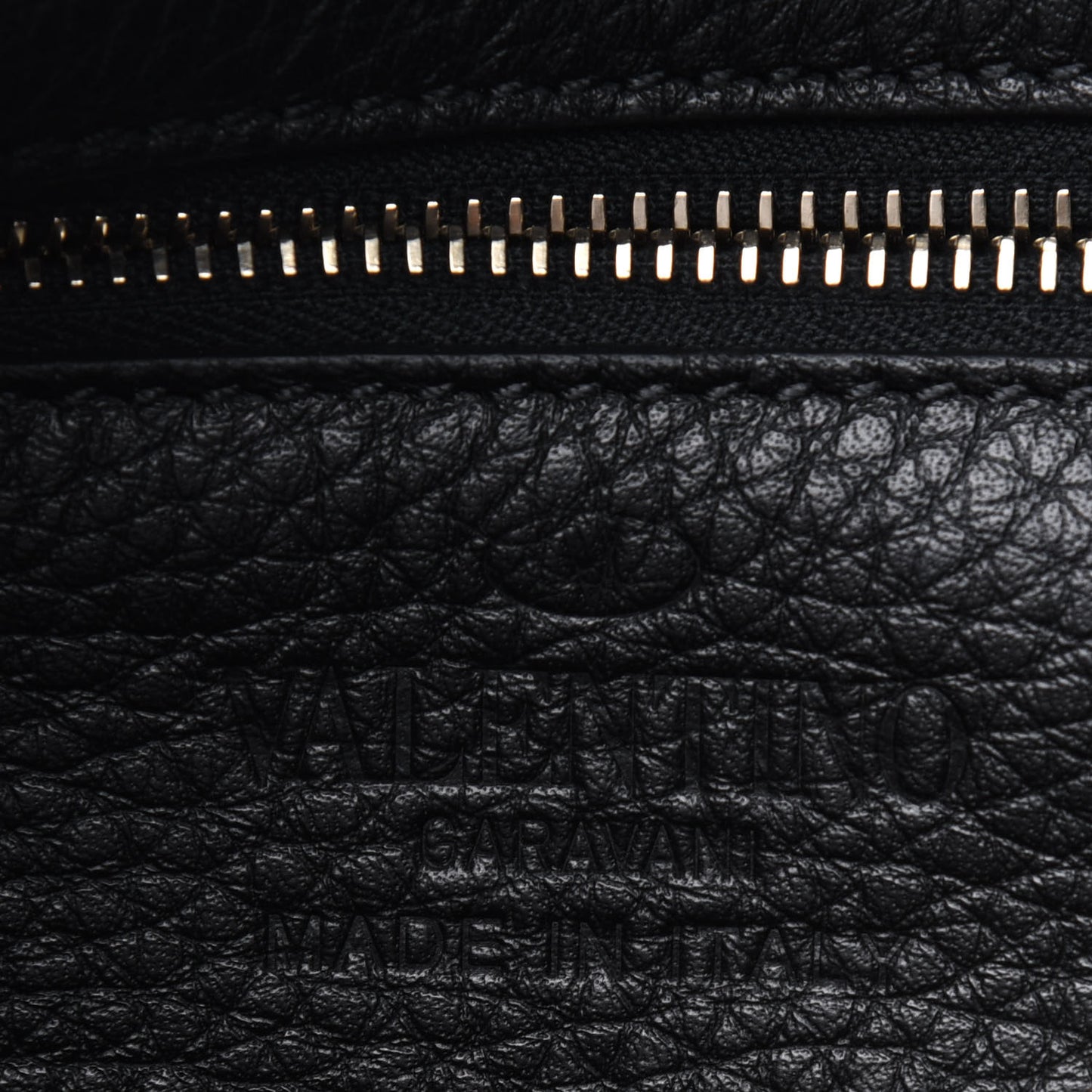 Pebbled Calfskin Mini Rockstud Flip-Lock Messenger Bag Black