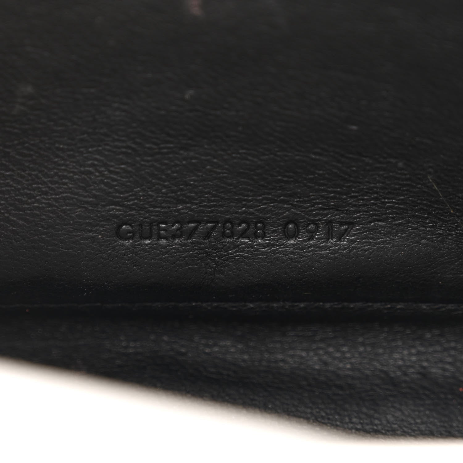 Saint Laurent Grain De Poudre Matelasse Chevron Monogram Chain Wallet White 7 of 12