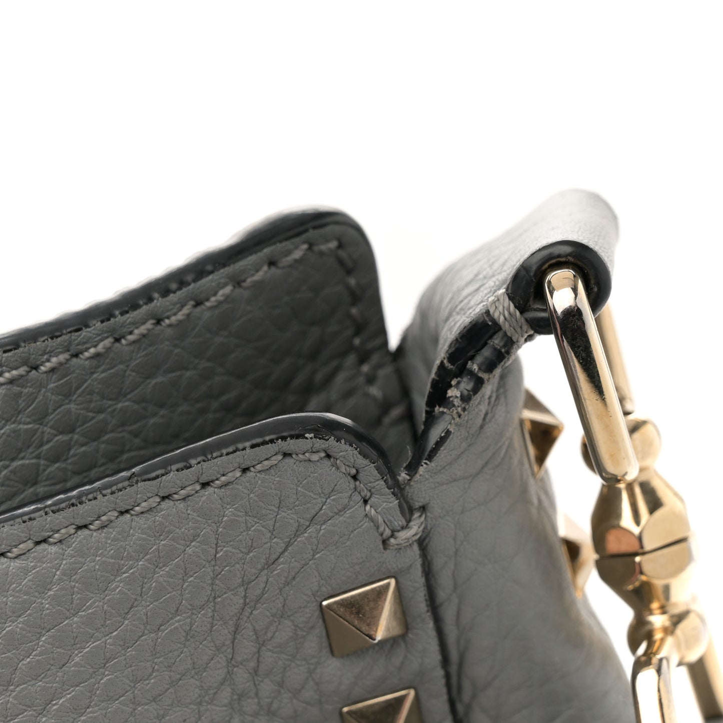 Pebbled Calfskin Small Rockstud Flip-Lock Messenger Bag Light Stone