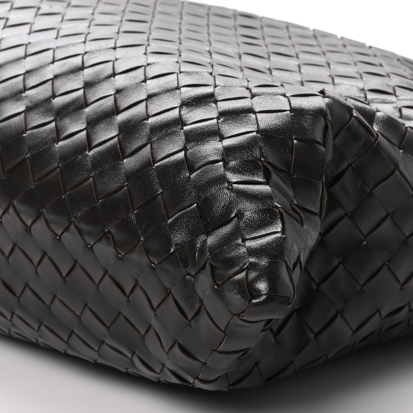 Calfskin Intrecciato Large Hop Fondant