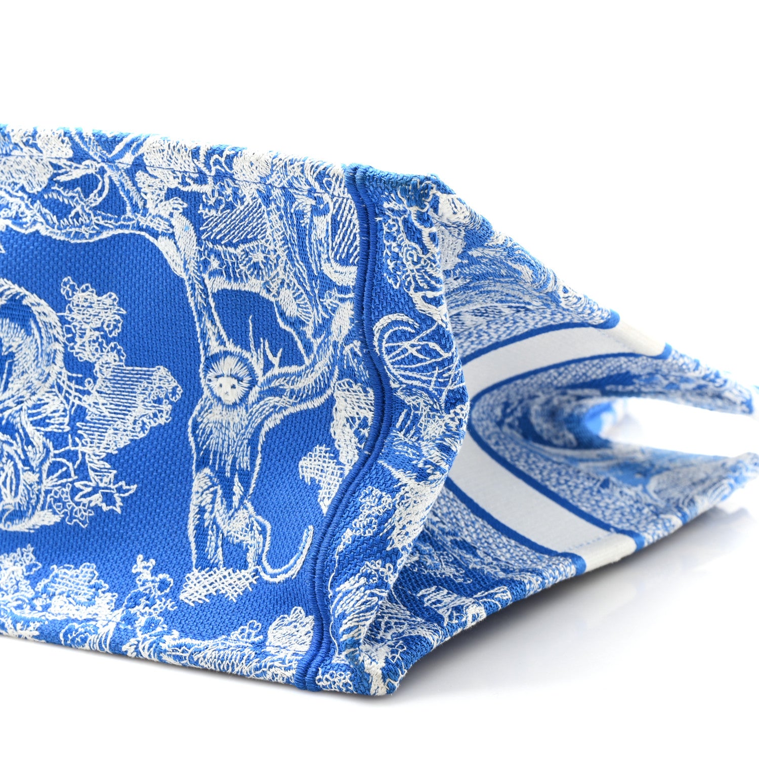 Christian Dior Canvas Embroidered Medium Dioriviera Toile De Jouy Book Tote Fluorescent Blue 10 of 11