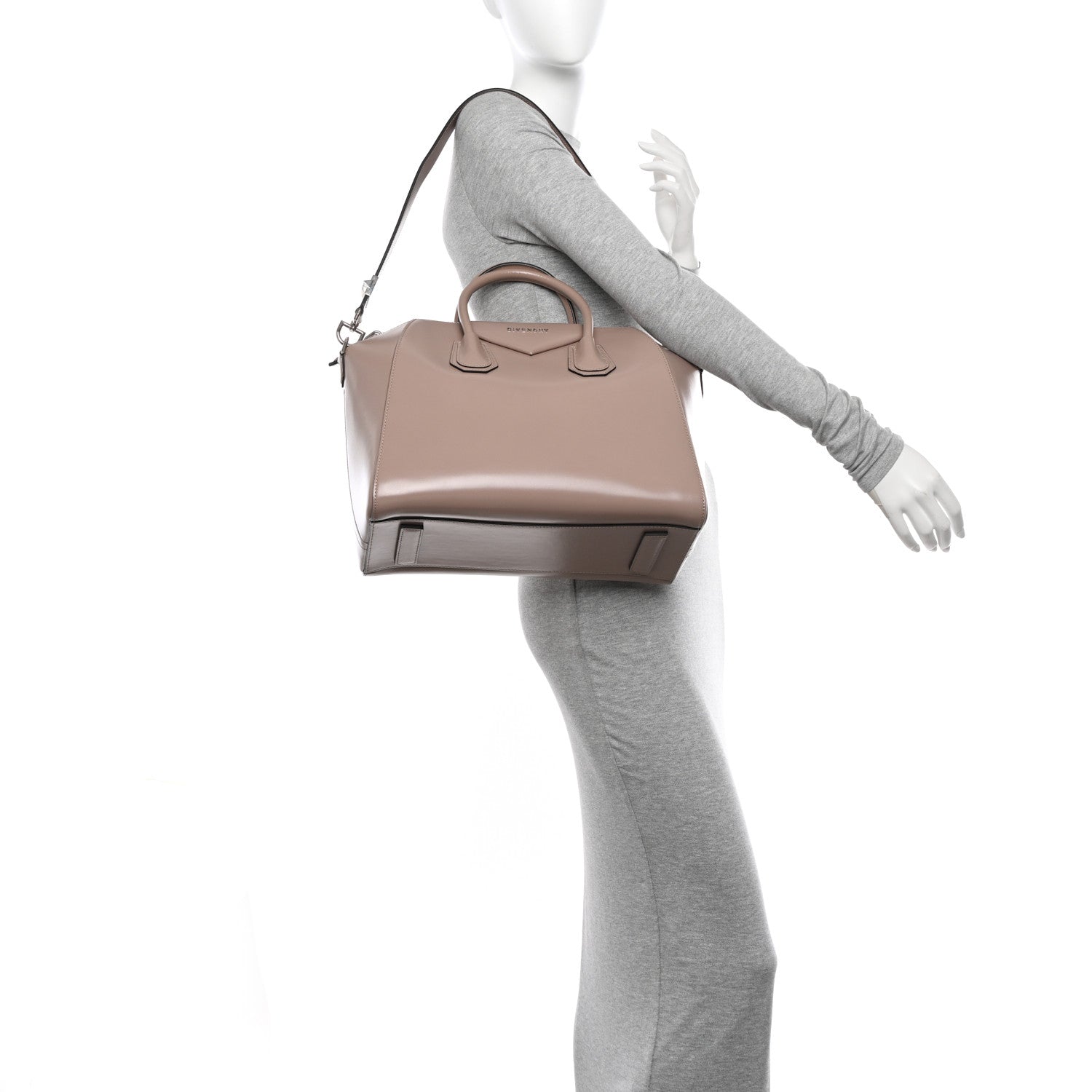 Givenchy Shiny Lord Calfskin Medium Antigona Linen 2 of 10