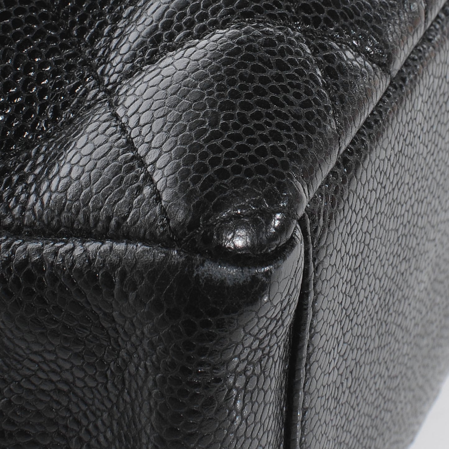 Caviar Petit Shopping Tote PST Black
