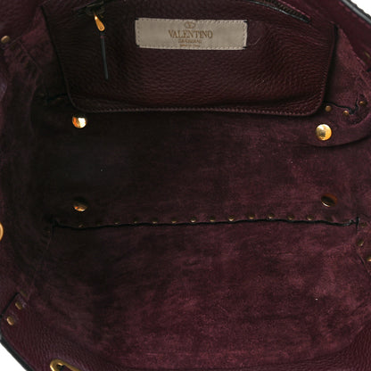 Valentino Garavani Grained Calfskin Small Rockstud Rolling Tote Rubin 5 of 7