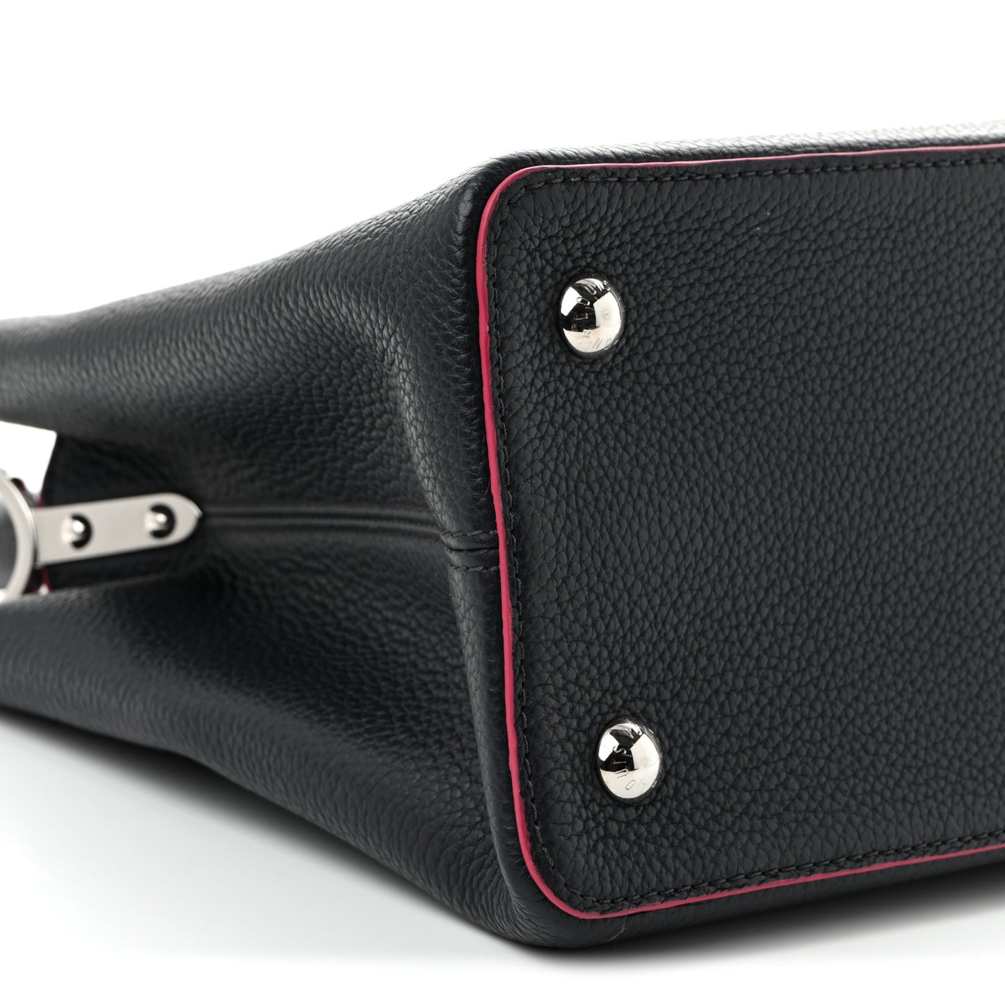 Taurillon Capucines MM Cobalt Fuchsia