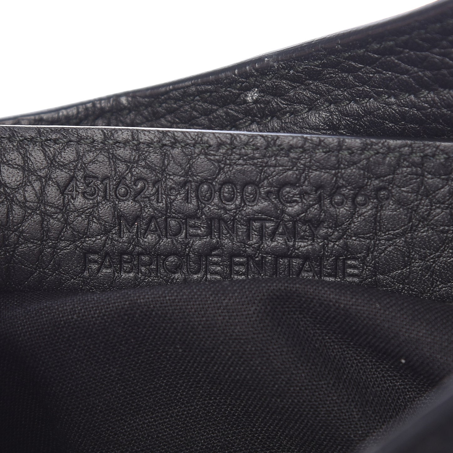 Vibrato Calfskin Classic Silver Hardware S City Black