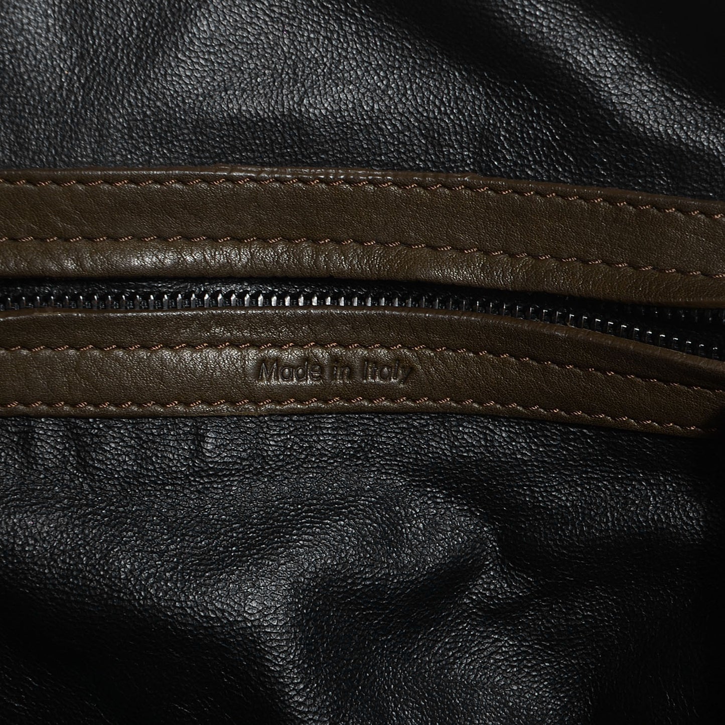 Suede Medium Phantom Luggage Olive