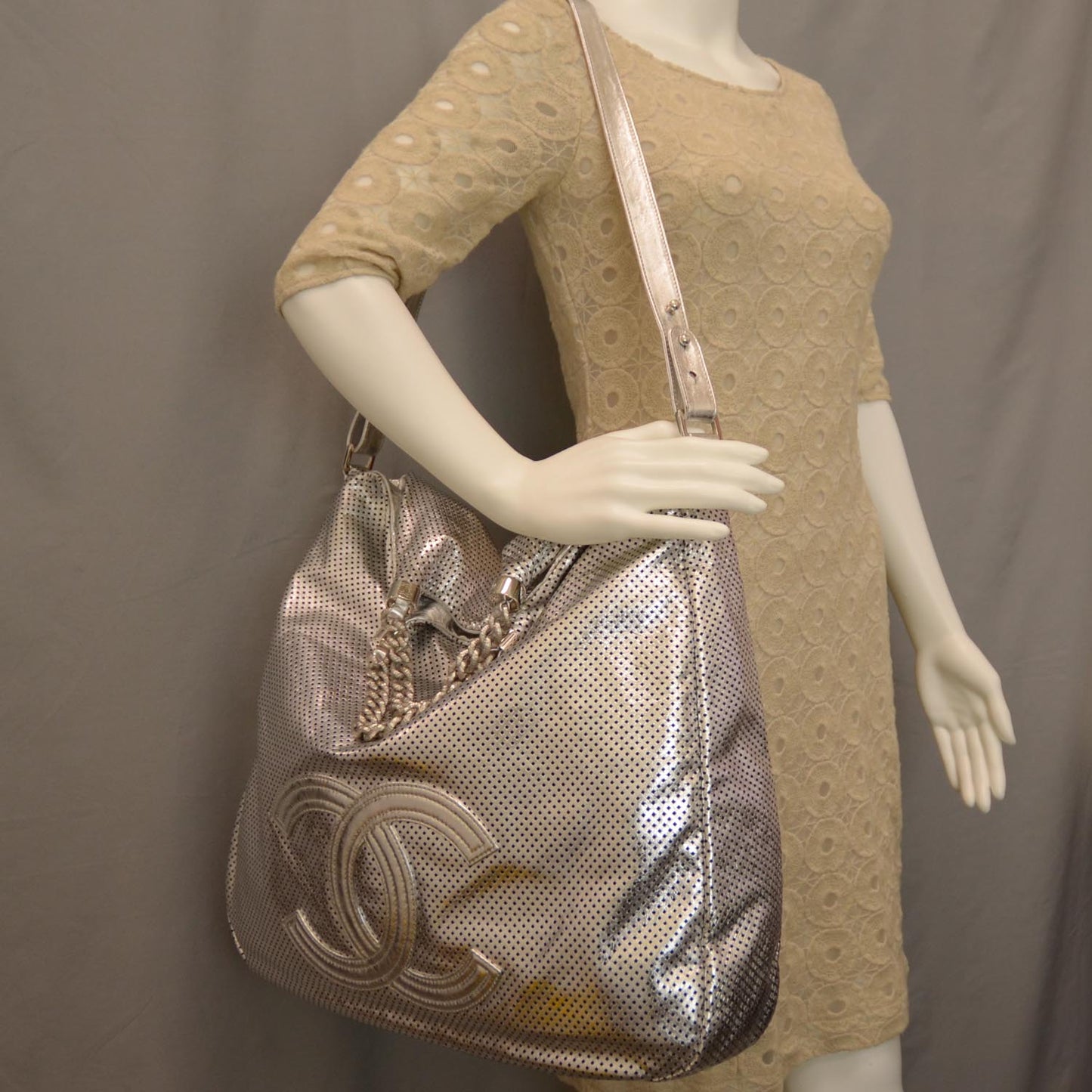 Metallic Glazed Calfskin Perforated XL Rodeo Drive Tote Silver