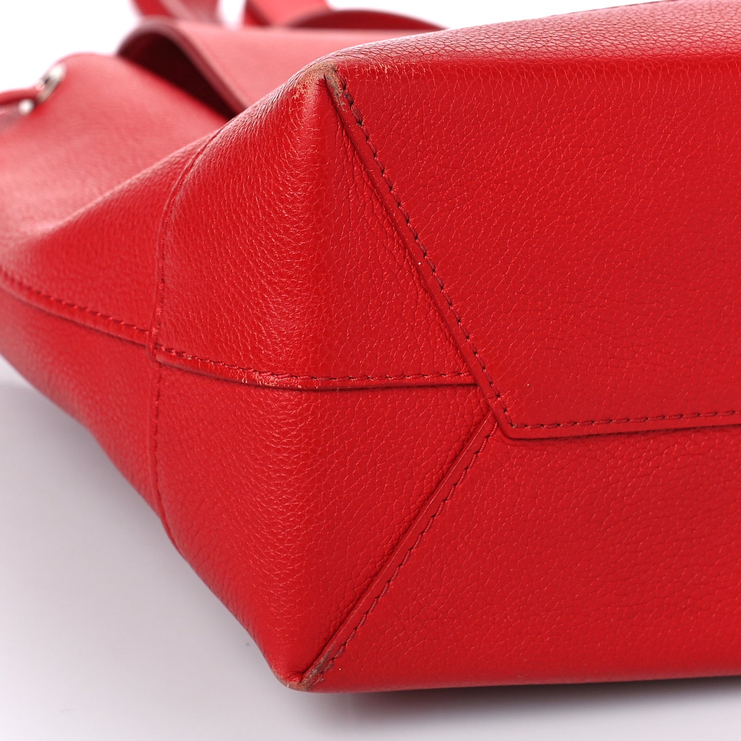 Soft Calfskin Lockme Backpack Rubis