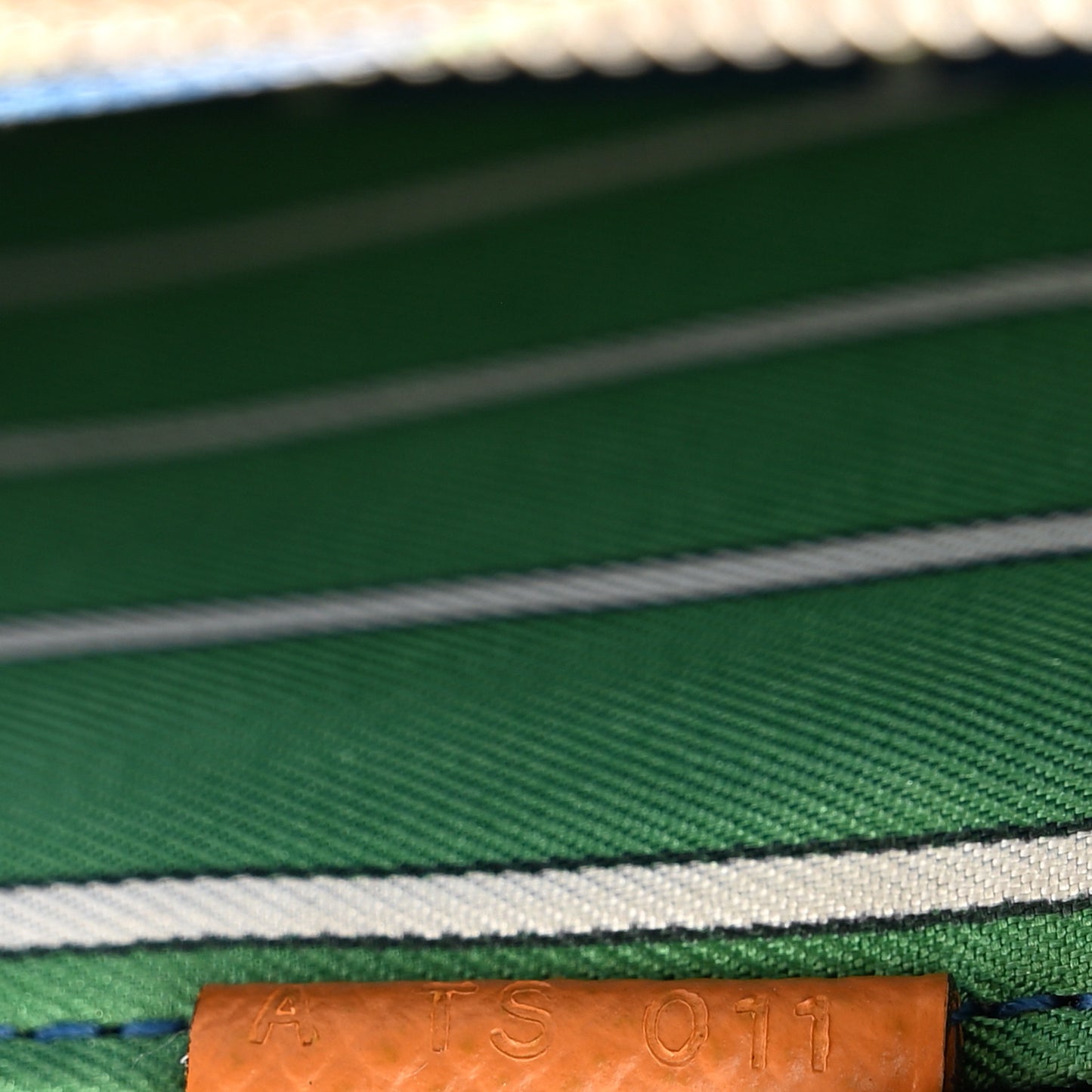 Epsom Silk'In Wallet Toffee Mykonos Bleu Ciel