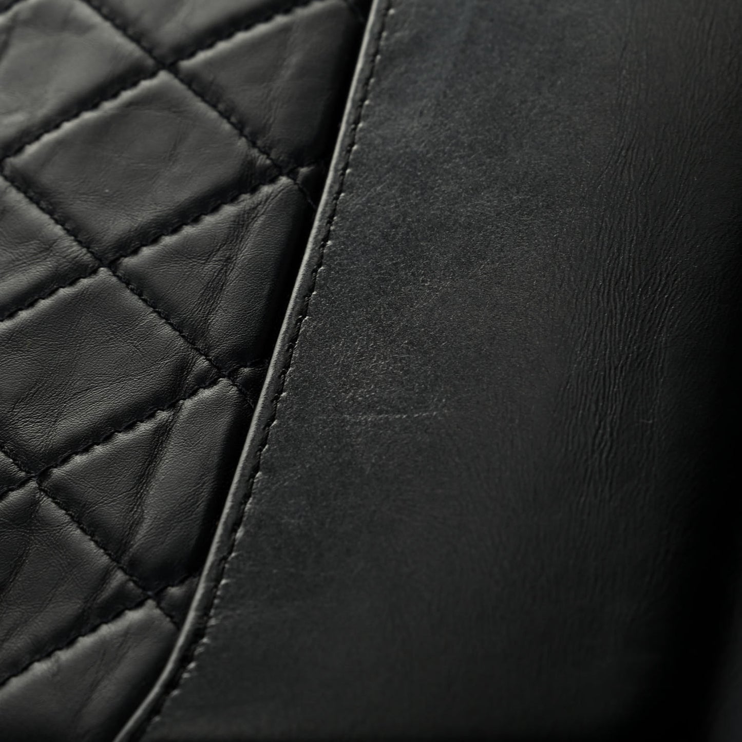 Aged Calfskin Quilted Medium Gabrielle Hobo Black