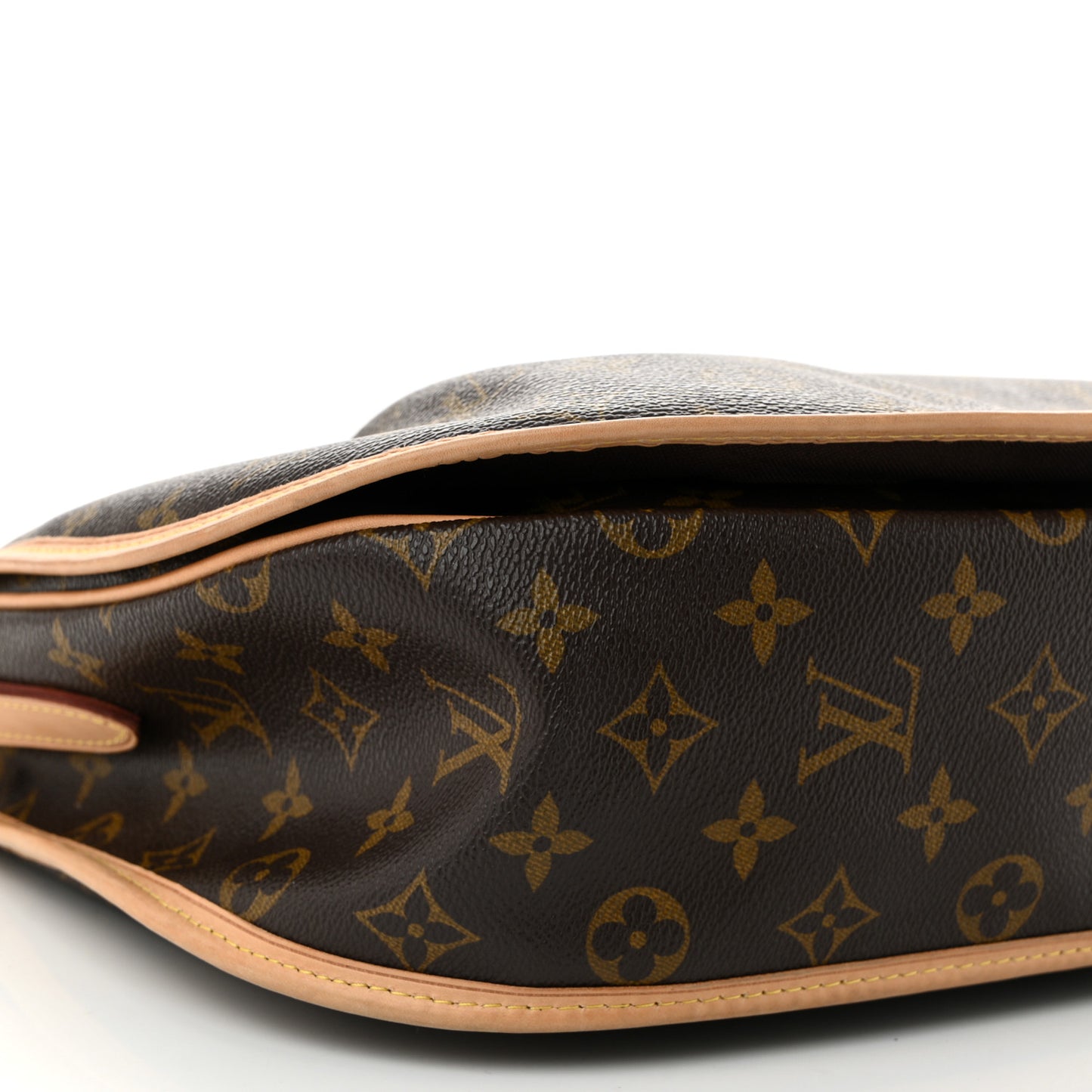 Monogram Menilmontant MM