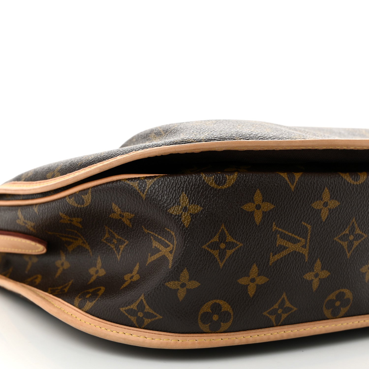 Louis Vuitton Monogram Menilmontant MM 8 of 10