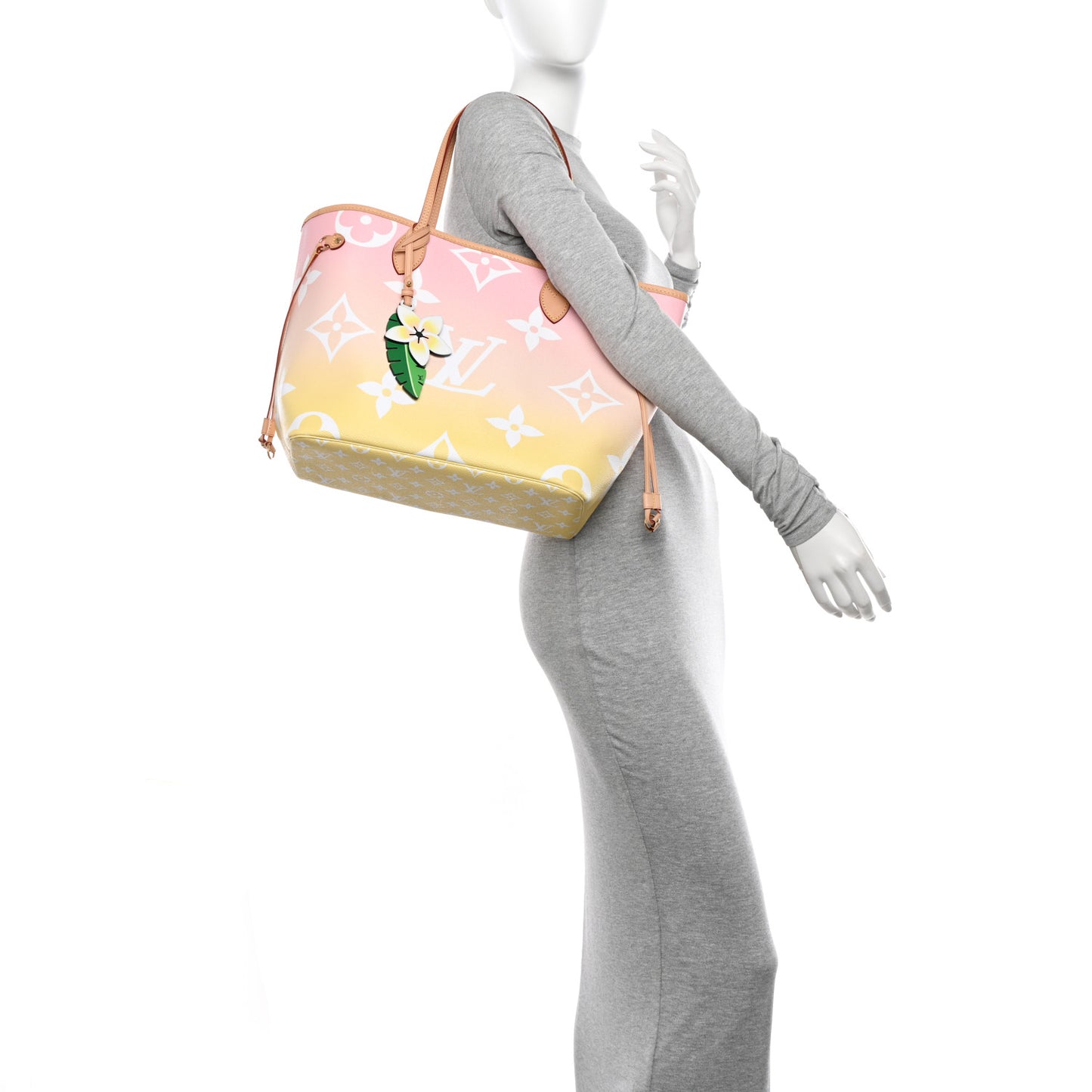 Monogram Giant By The Pool Neverfull MM Light Pink