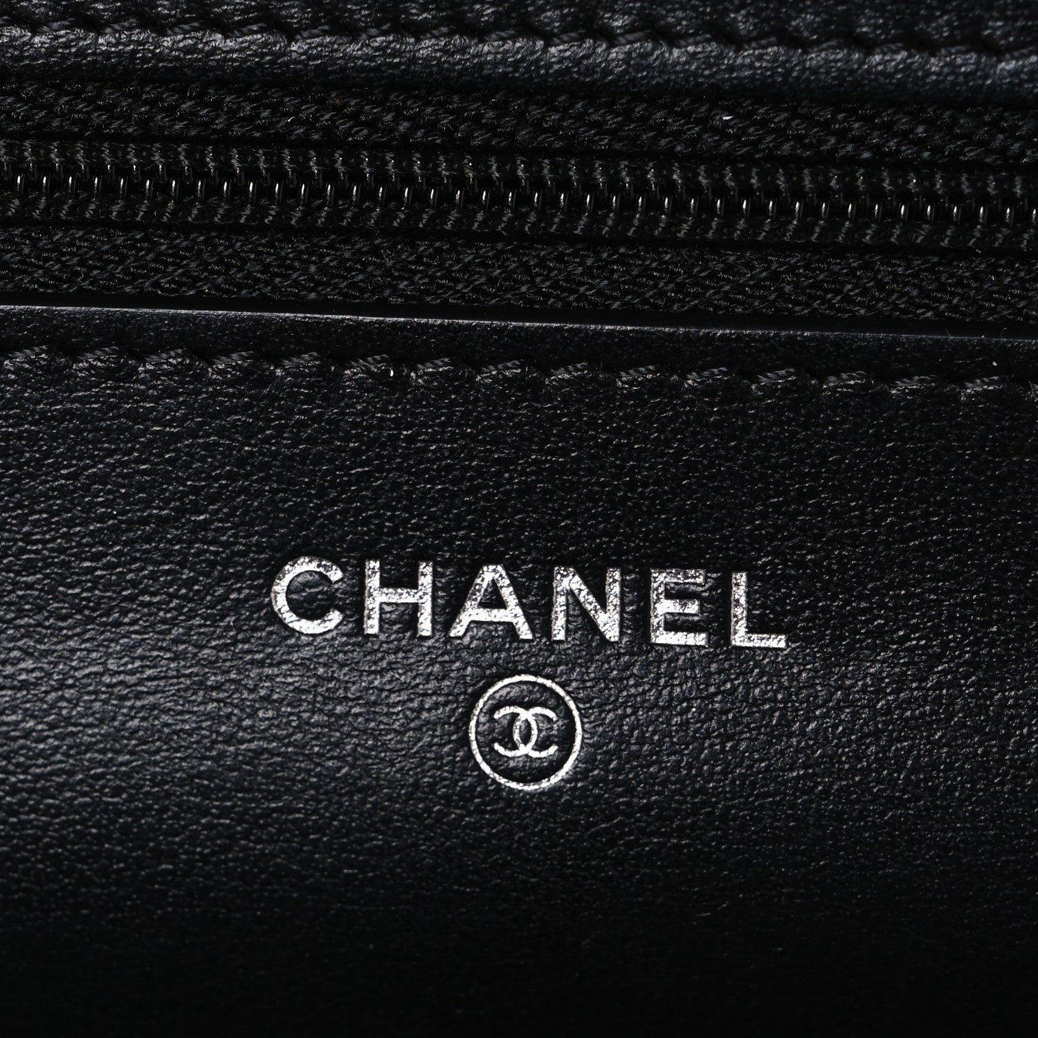Chanel Patent Quilted Bi-Color Wallet On Chain WOC Red Black 6 of 11