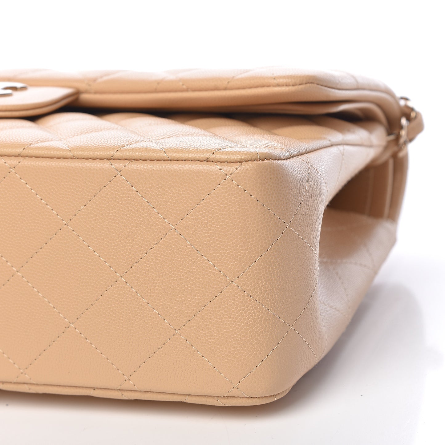 Caviar Quilted Jumbo Double Flap Beige Clair
