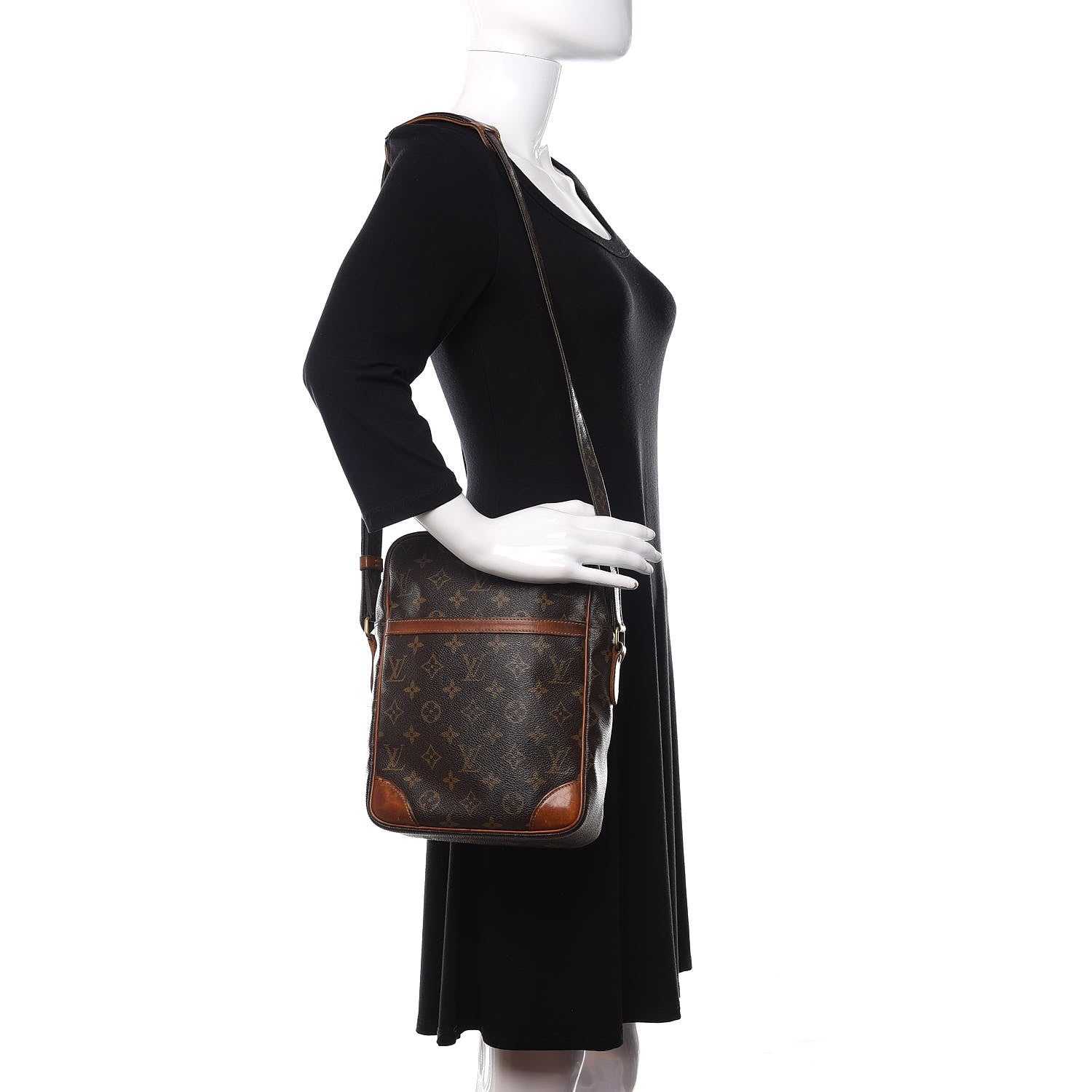 Louis Vuitton Monogram Danube 28 2 of 12