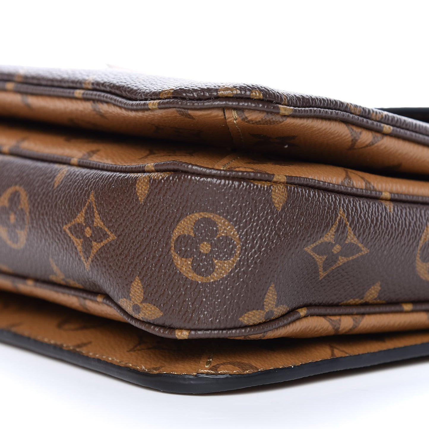 Reverse Monogram Pochette Metis