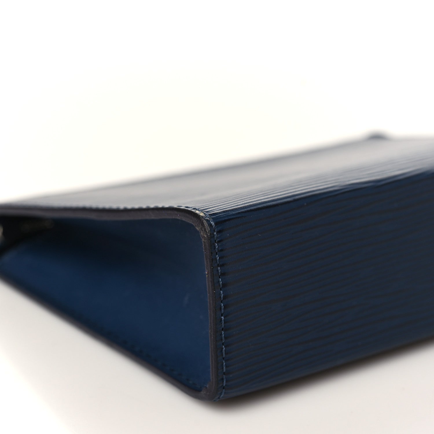 Louis Vuitton Epi Toiletry Pouch 19 Indigo 7 of 8