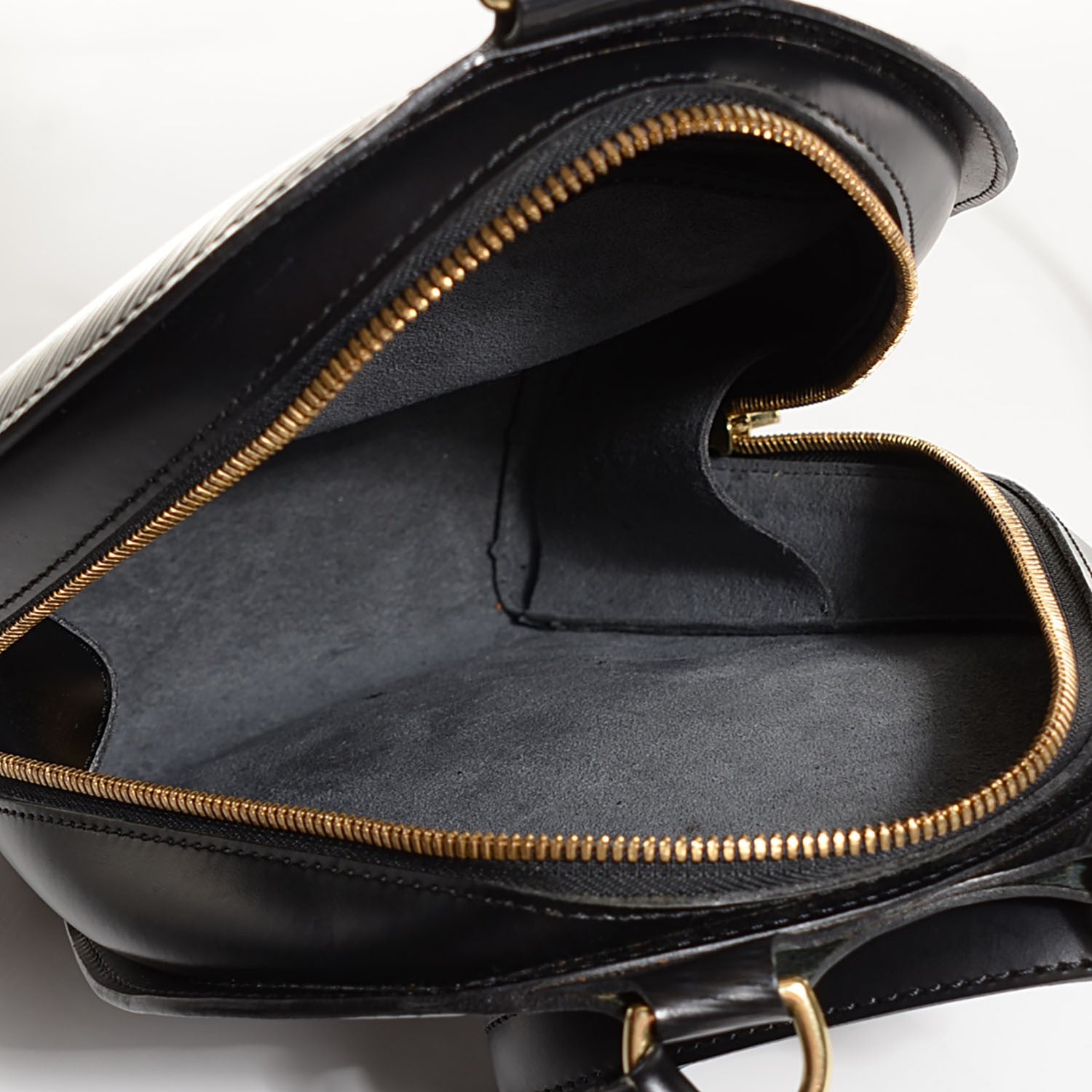 Louis Vuitton Epi Mabillon Backpack Black 5 of 9