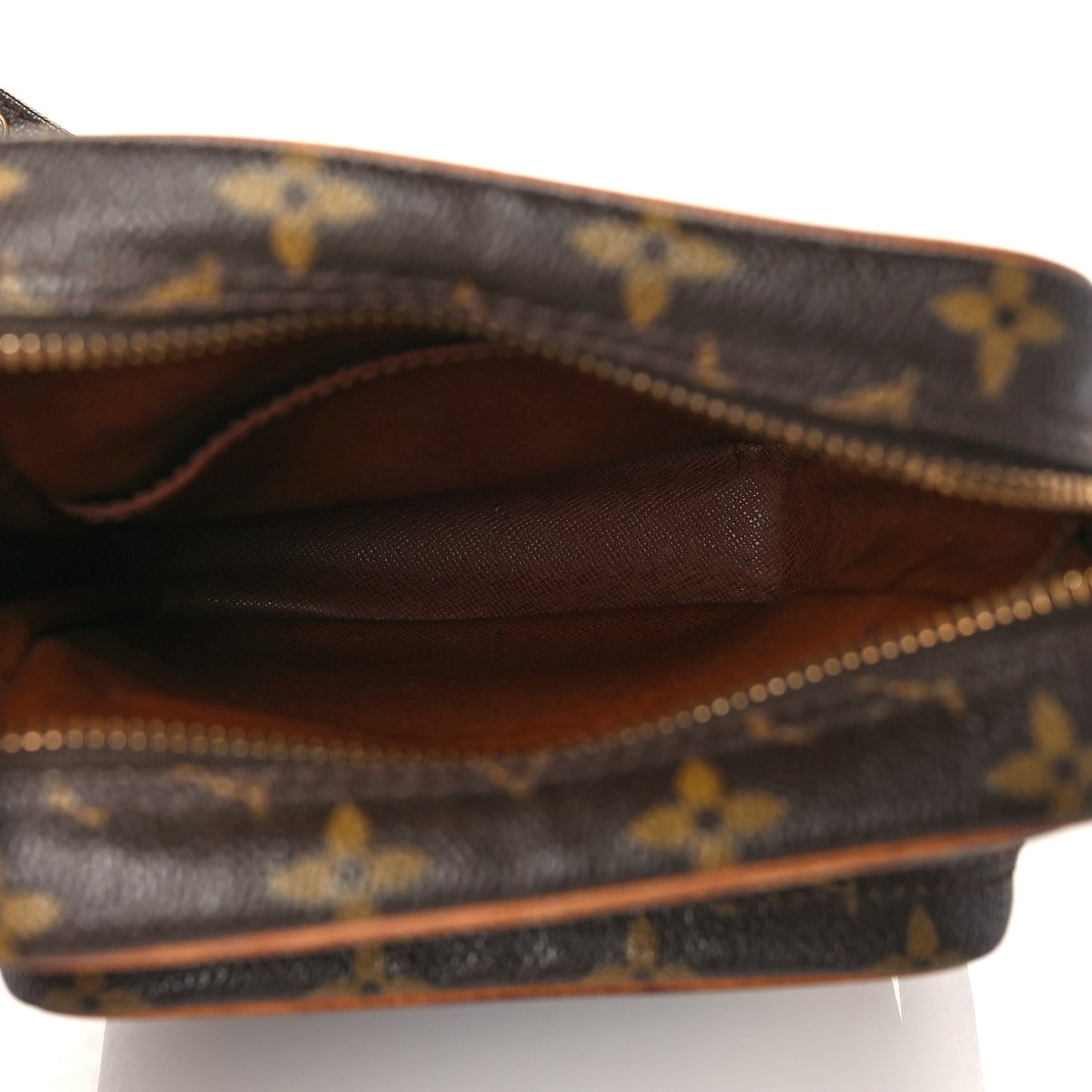 Monogram Amazone