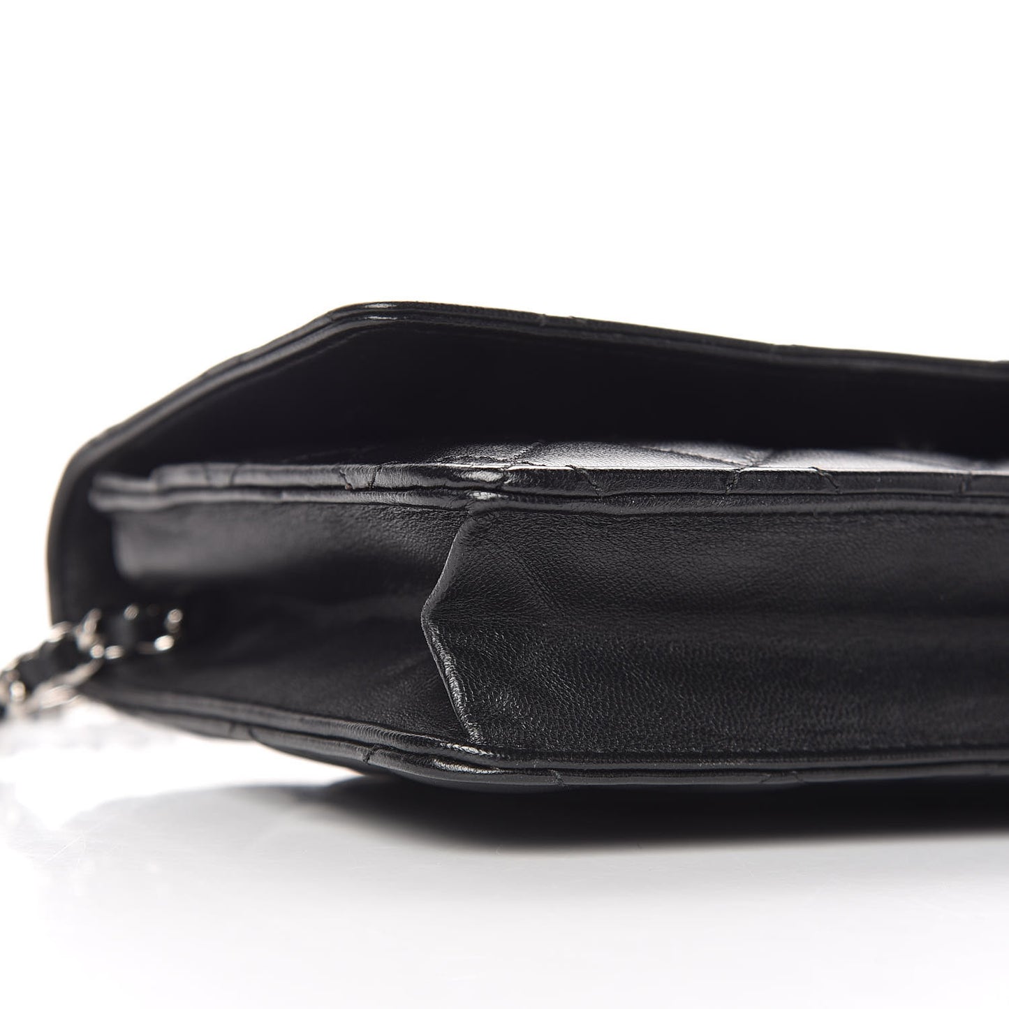 Lambskin Quilted Wallet On Chain WOC Black