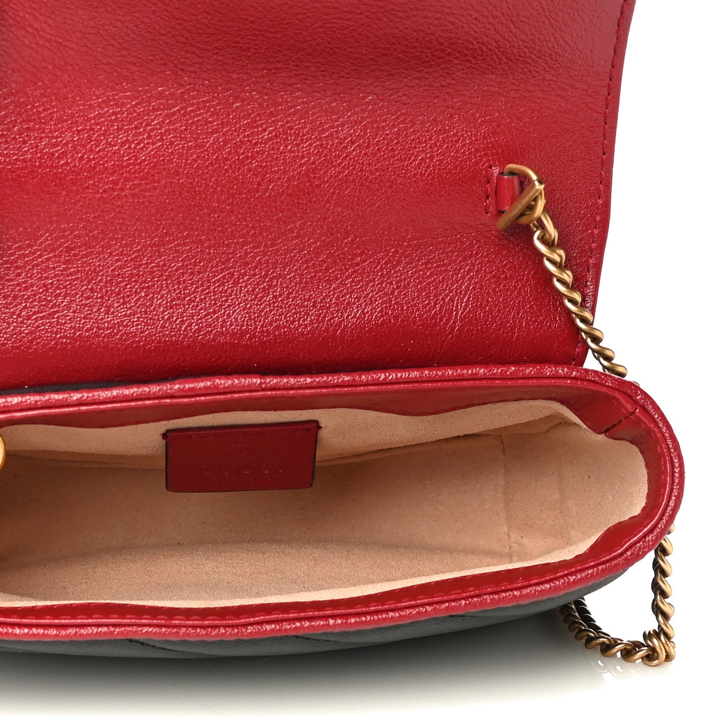 Vintage Effect Calfskin Matelasse Diagonal Super Mini Torchon GG Marmont Shoulder Bag Black Romantic Cherry