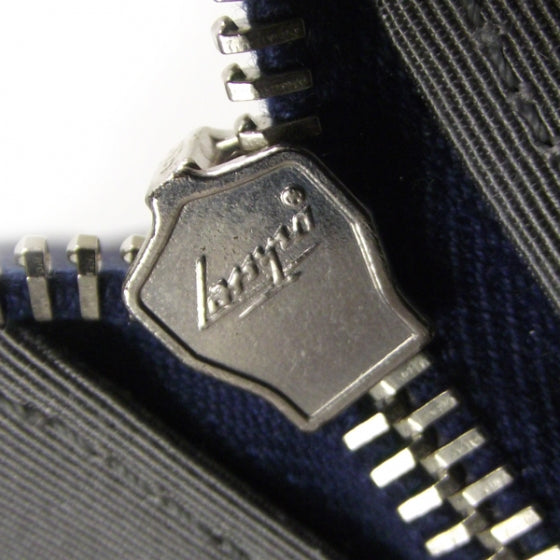 Caviar Quilted XL Tote Blue