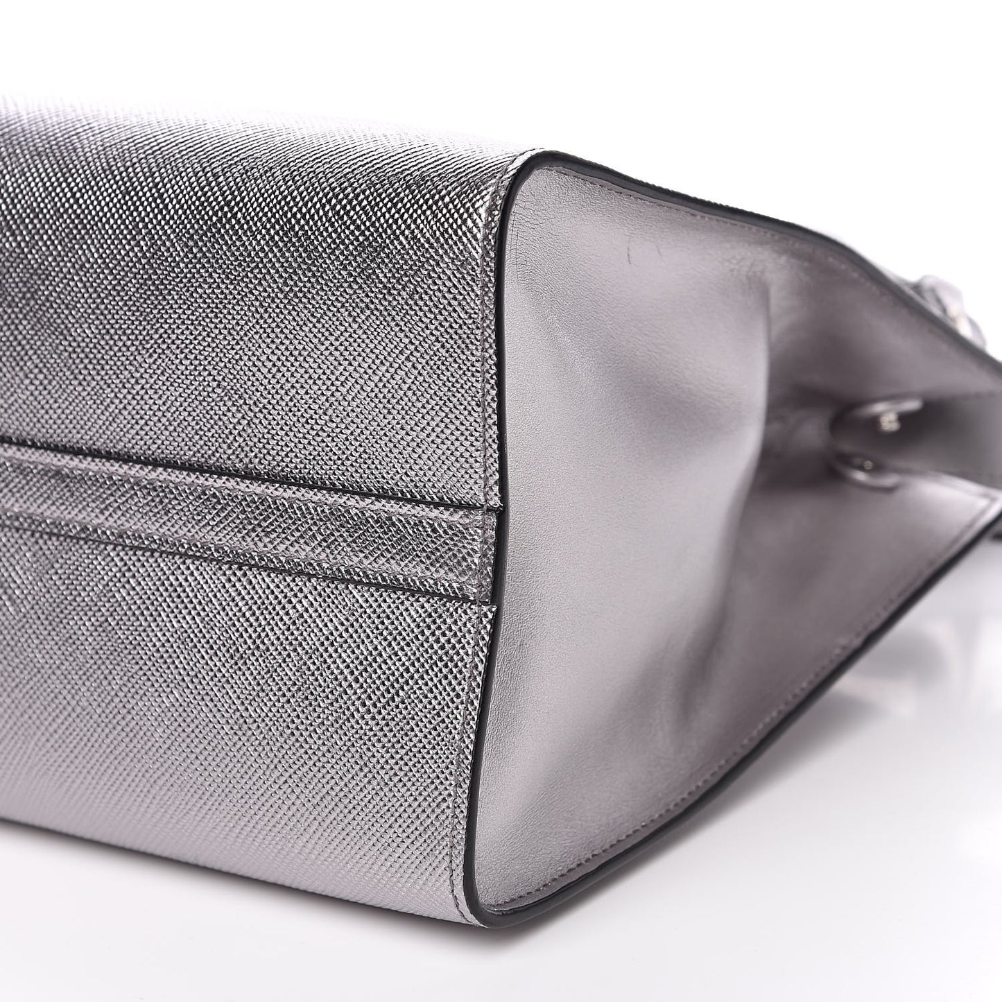 Saffiano Cuir Calfskin Medium Monochrome Top Handle Tote Cromo