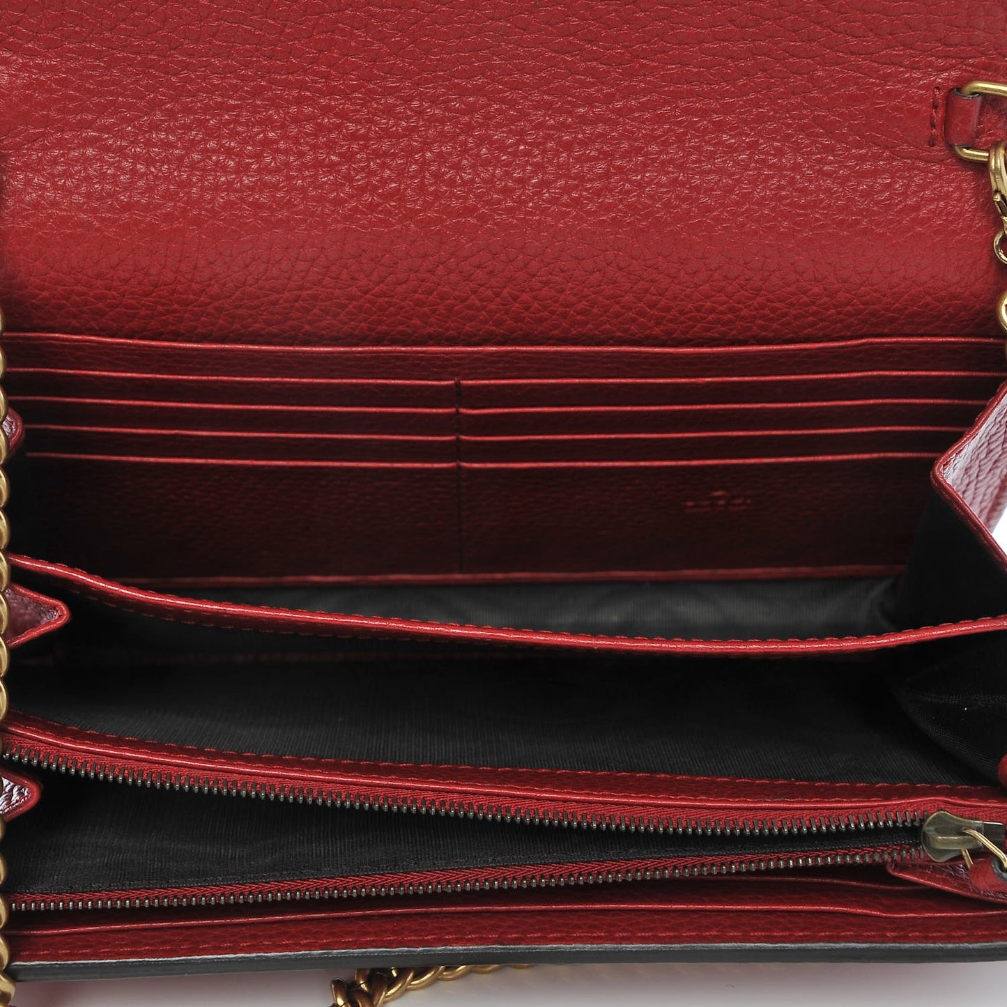 Calfskin GG Marmont Chain Wallet Vulcanic Red