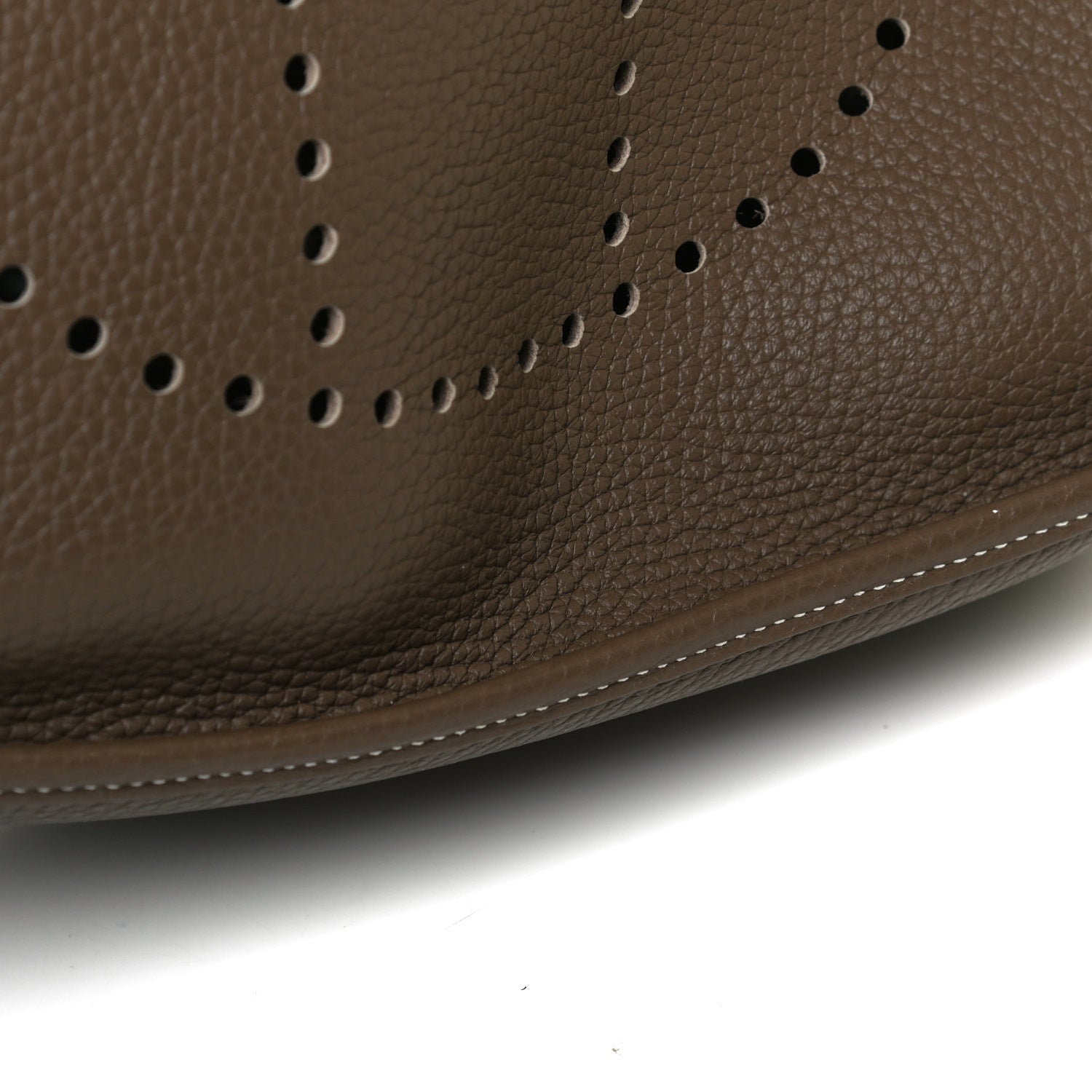 Hermes Taurillon Clemence Evelyne III PM Etoupe 14 of 14