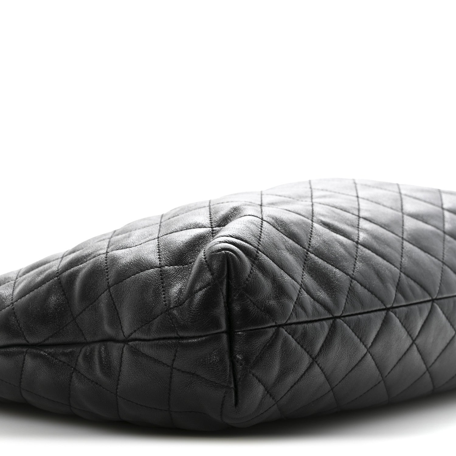 Saint Laurent Lambskin Quilted Maxi Icare Shopping Tote Black 10 of 14