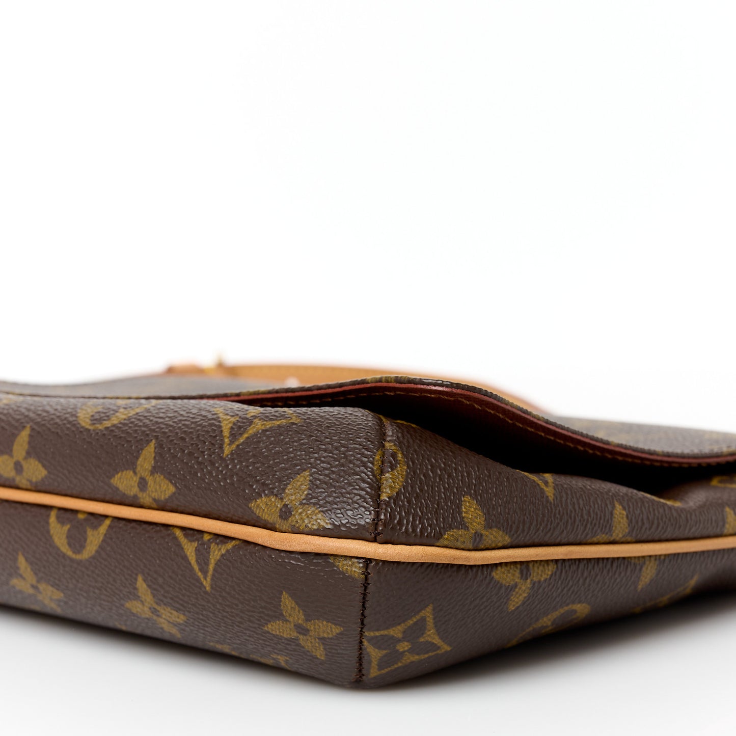 Monogram Musette Tango