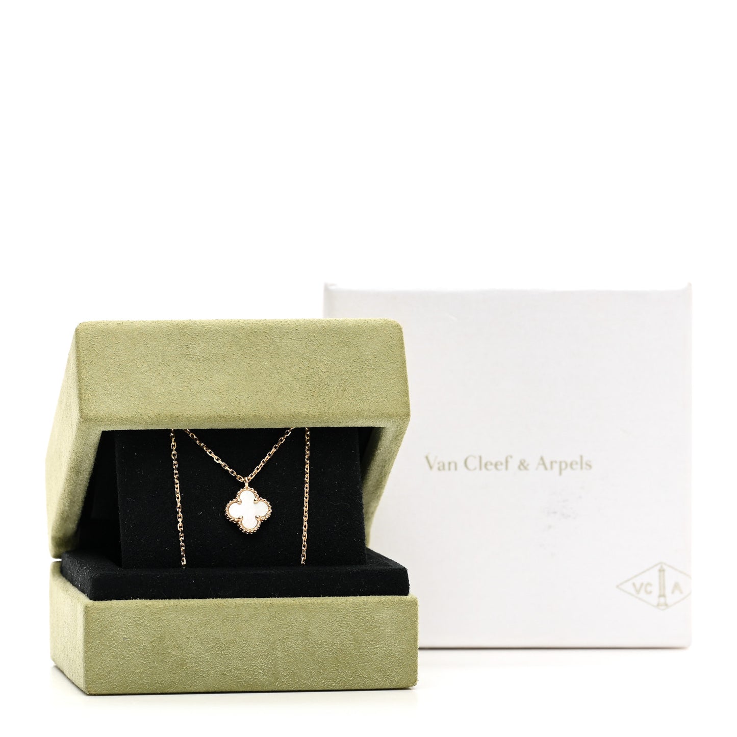 18K Yellow Gold Mother of Pearl Sweet Alhambra Pendant Necklace