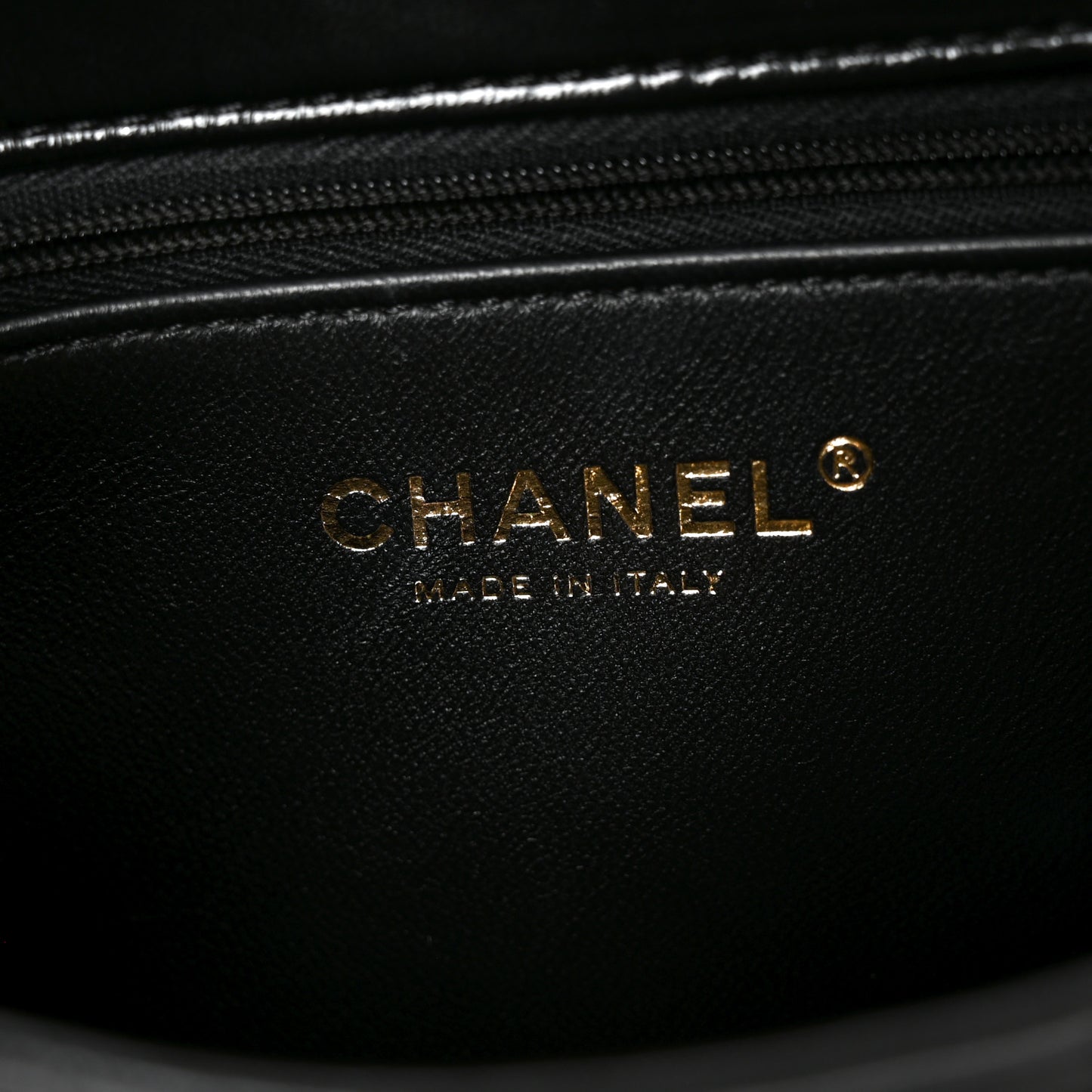 Shiny Lambskin Quilted Twisted Links Top Handle Flap Black