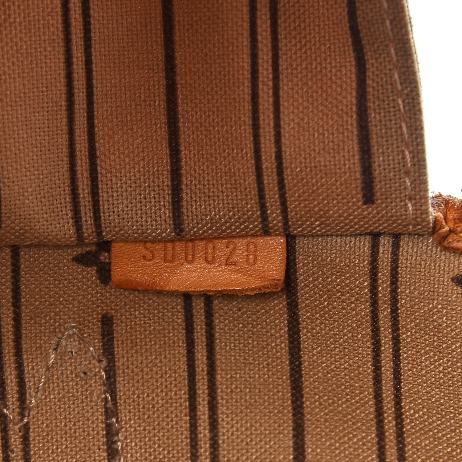 Louis Vuitton Monogram Neverfull GM 7 of 25