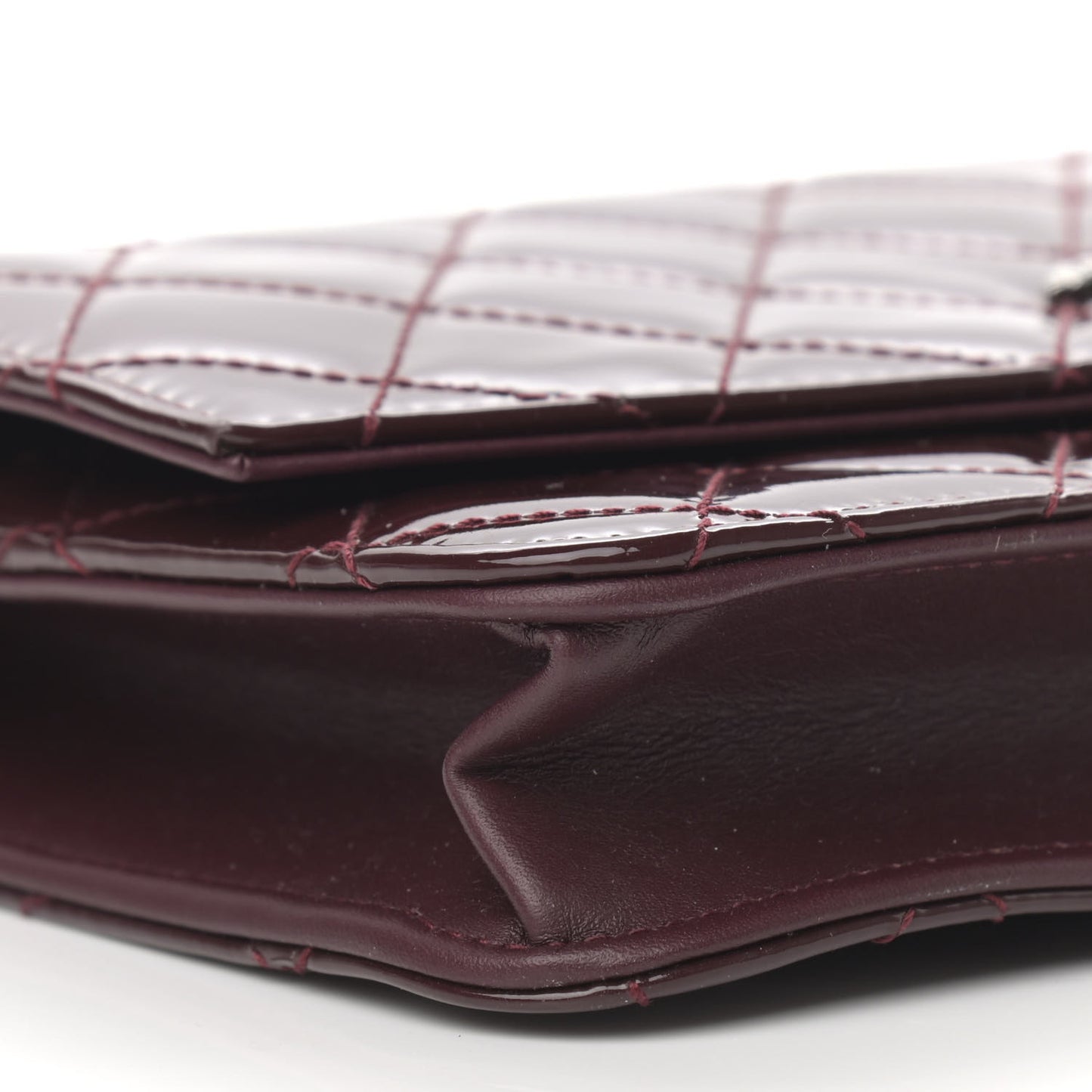 Patent Quilted Brilliant Wallet On Chain WOC Dark Burgundy