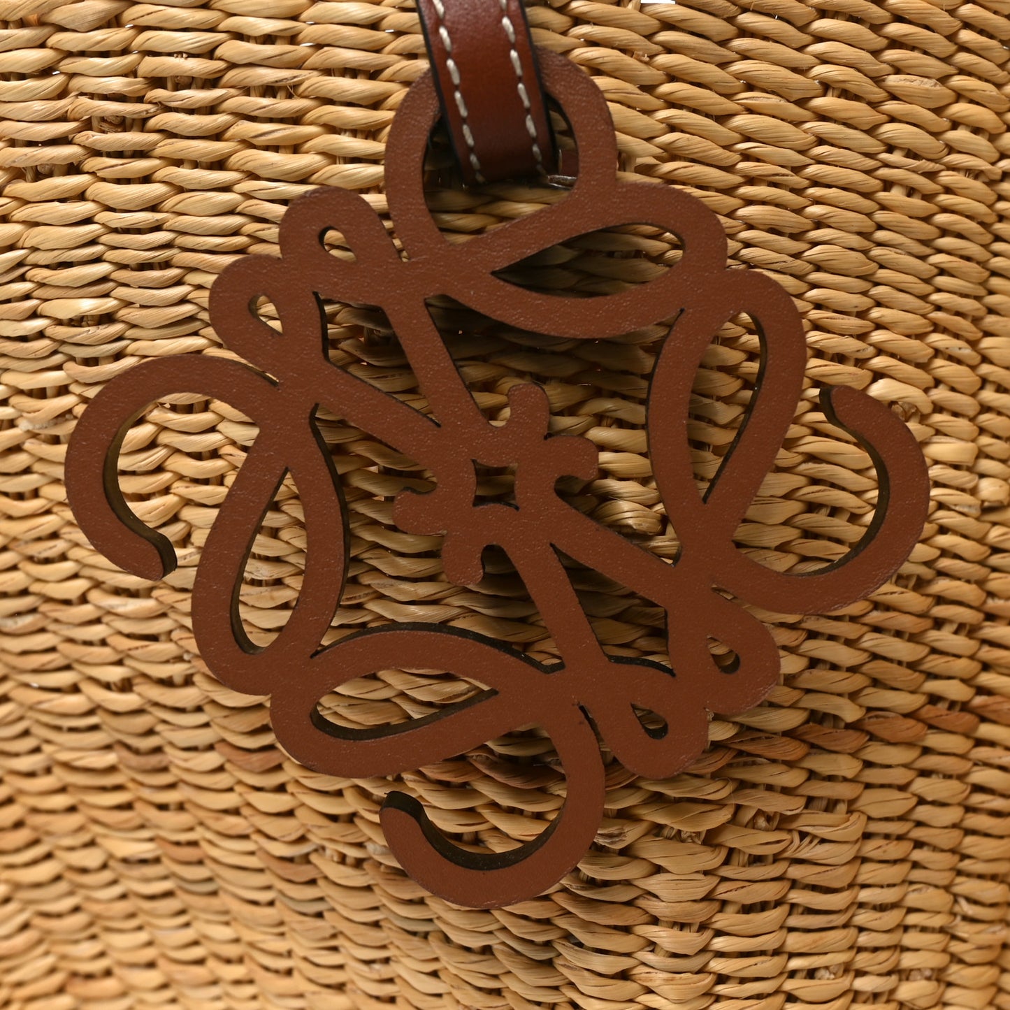 Calfskin Raffia Paulas Ibiza Small Shell Basket Tote Bag Natural Tan