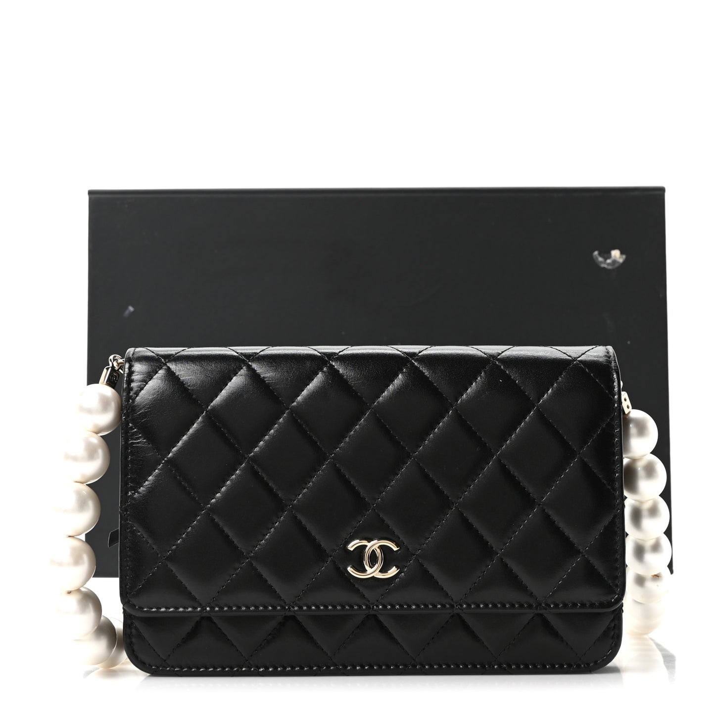 Calfskin Quilted Maxi Pearl Wallet On Chain WOC Black