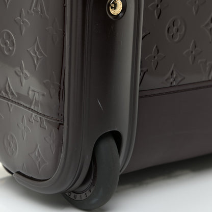 Louis Vuitton Vernis Pegase 45 Amarante 20 of 31