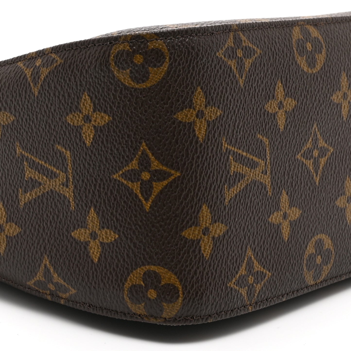 Monogram Looping MM
