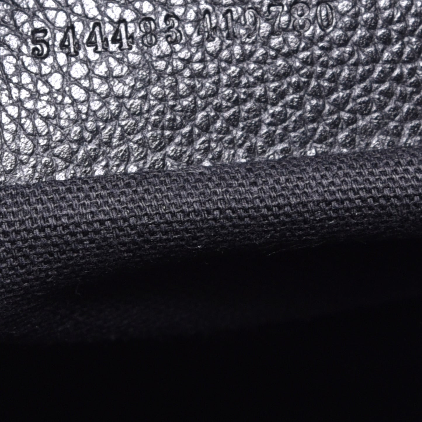 Pebbled Calfskin Small Skull Padlock Zip Around Tote Black