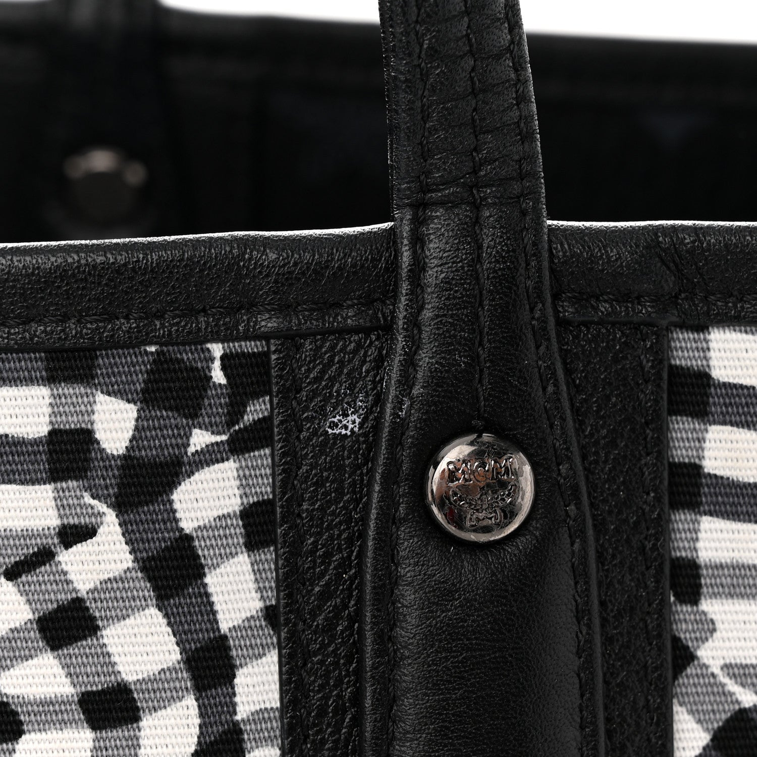 MCM Visetos Medium Liz Reversible Shopper Tote Black 17 of 17