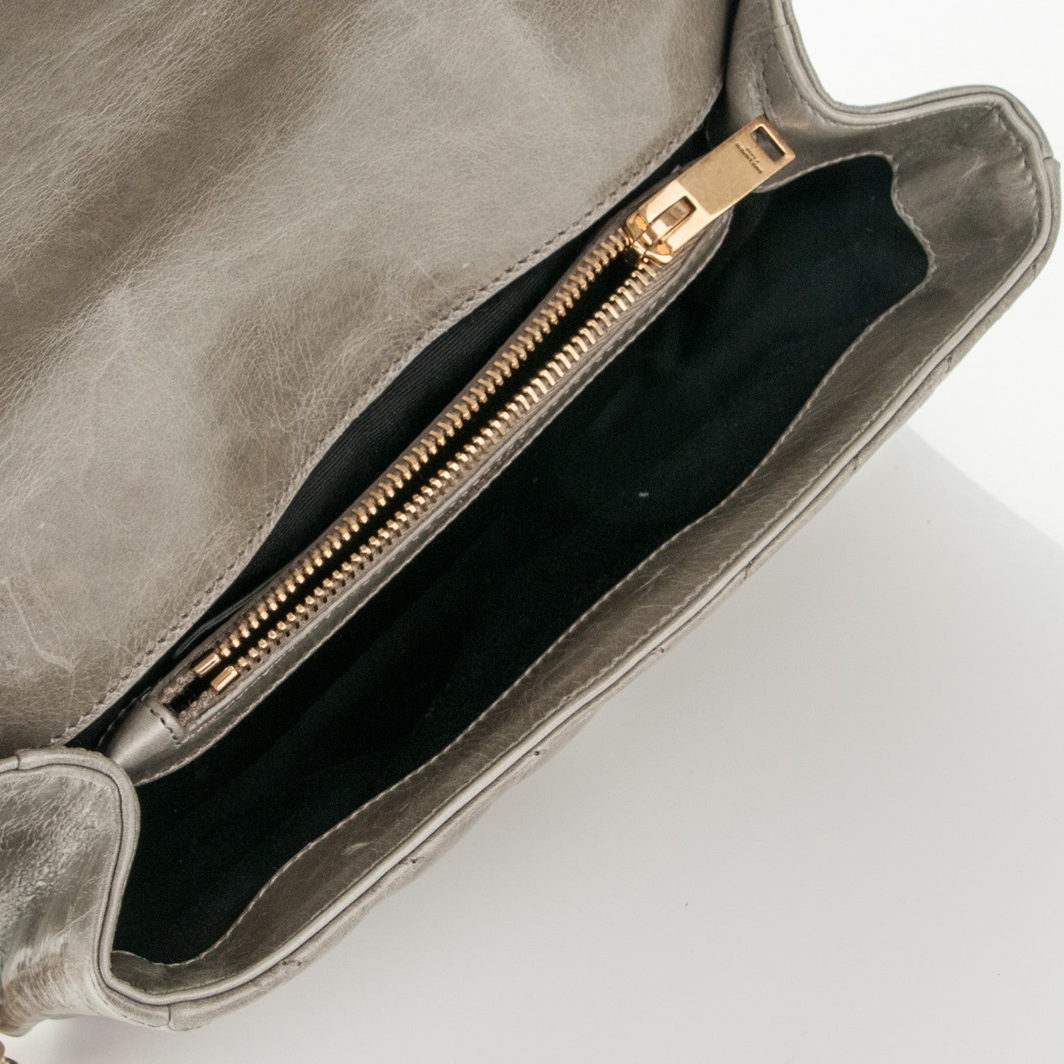 Saint Laurent Waxed Calfskin Matelasse Chevron Medium Monogram College Bag Fog Gray 5 of 6